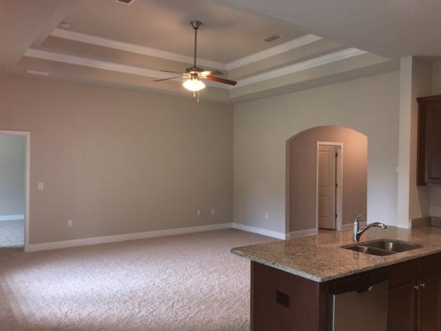 AUTUMN WOODS - Residential