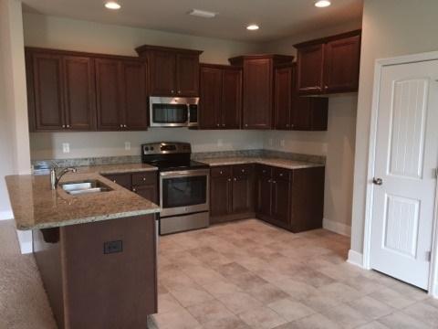 AUTUMN WOODS - Residential