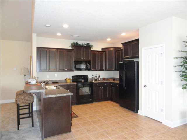 AUTUMN WOODS - Residential