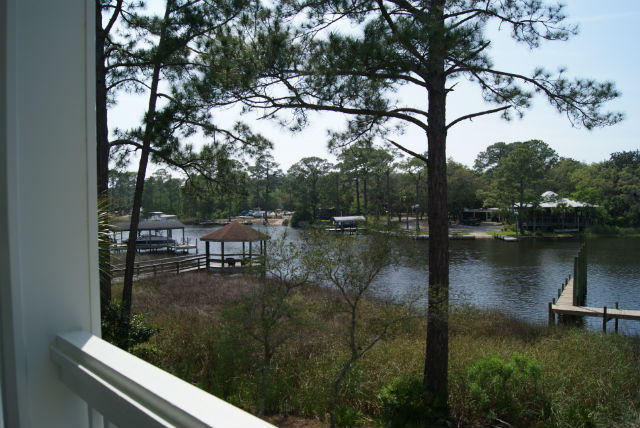 BAYOU BREEZE - Residential