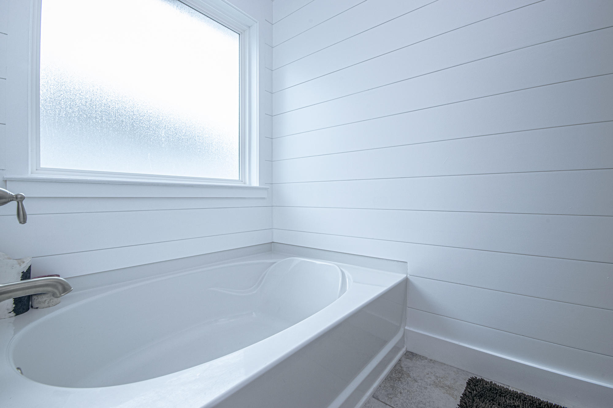 MAGNOLIA BAY CLUB COMMUNITY - Residential