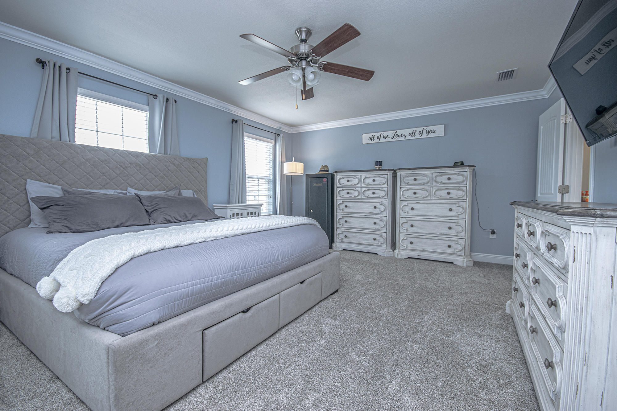 MAGNOLIA BAY CLUB COMMUNITY - Residential