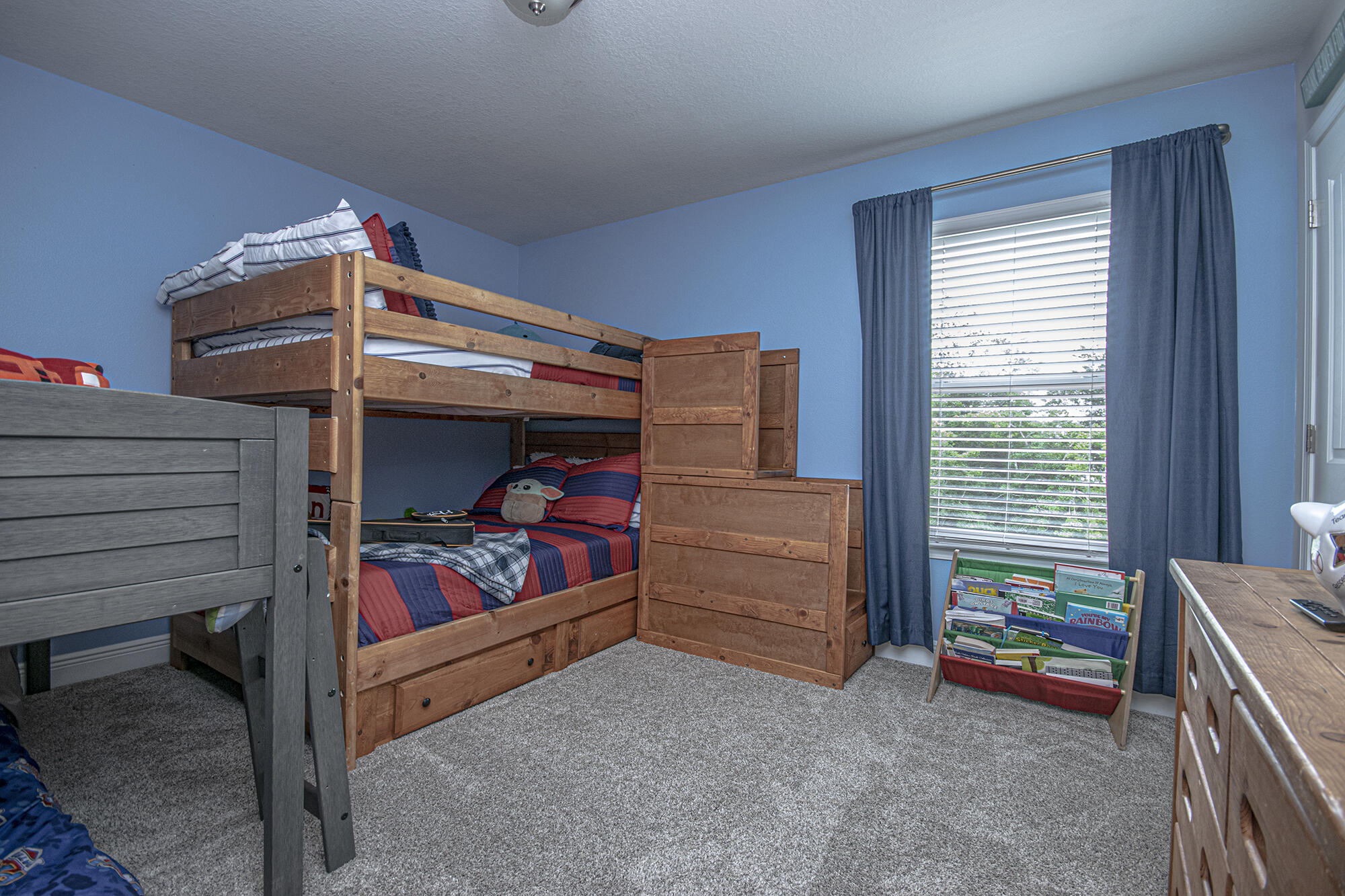 MAGNOLIA BAY CLUB COMMUNITY - Residential