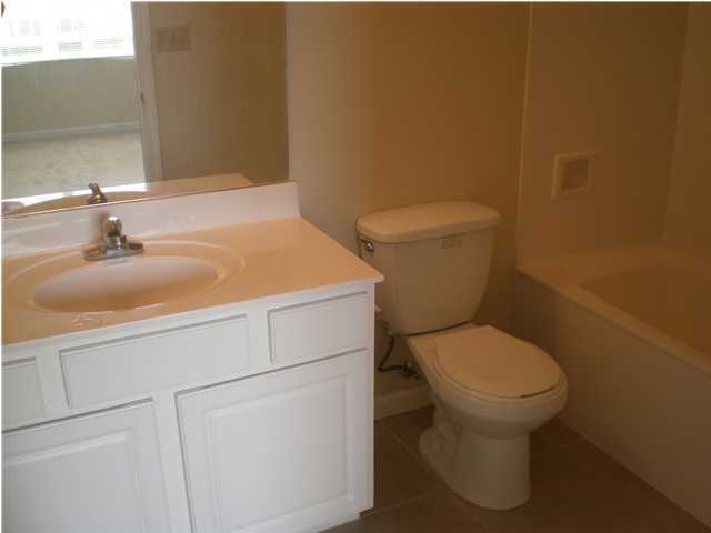 INTERCOASTAL POINTE - Residential Lease