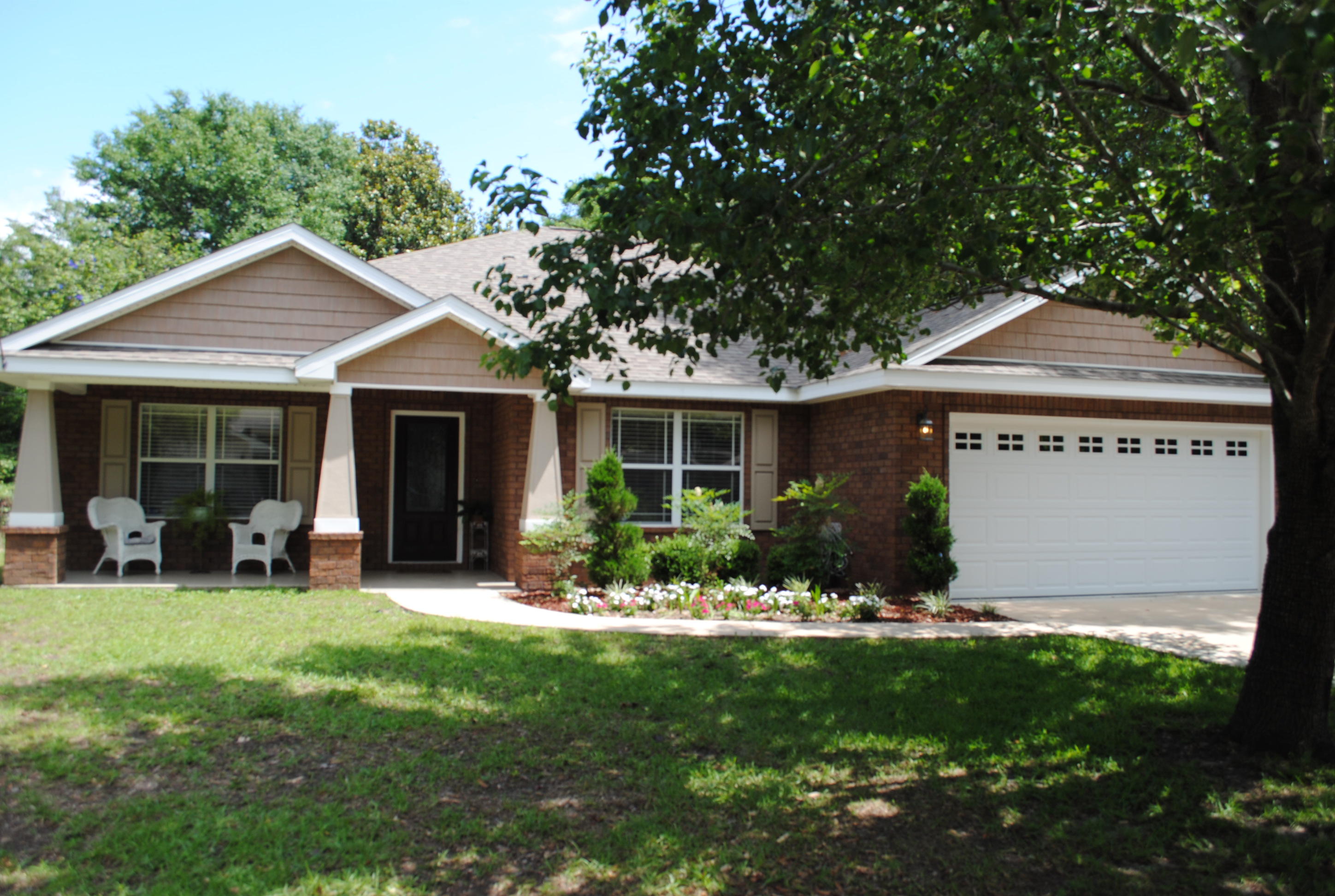 Elliott Point Re S/D - Residential
