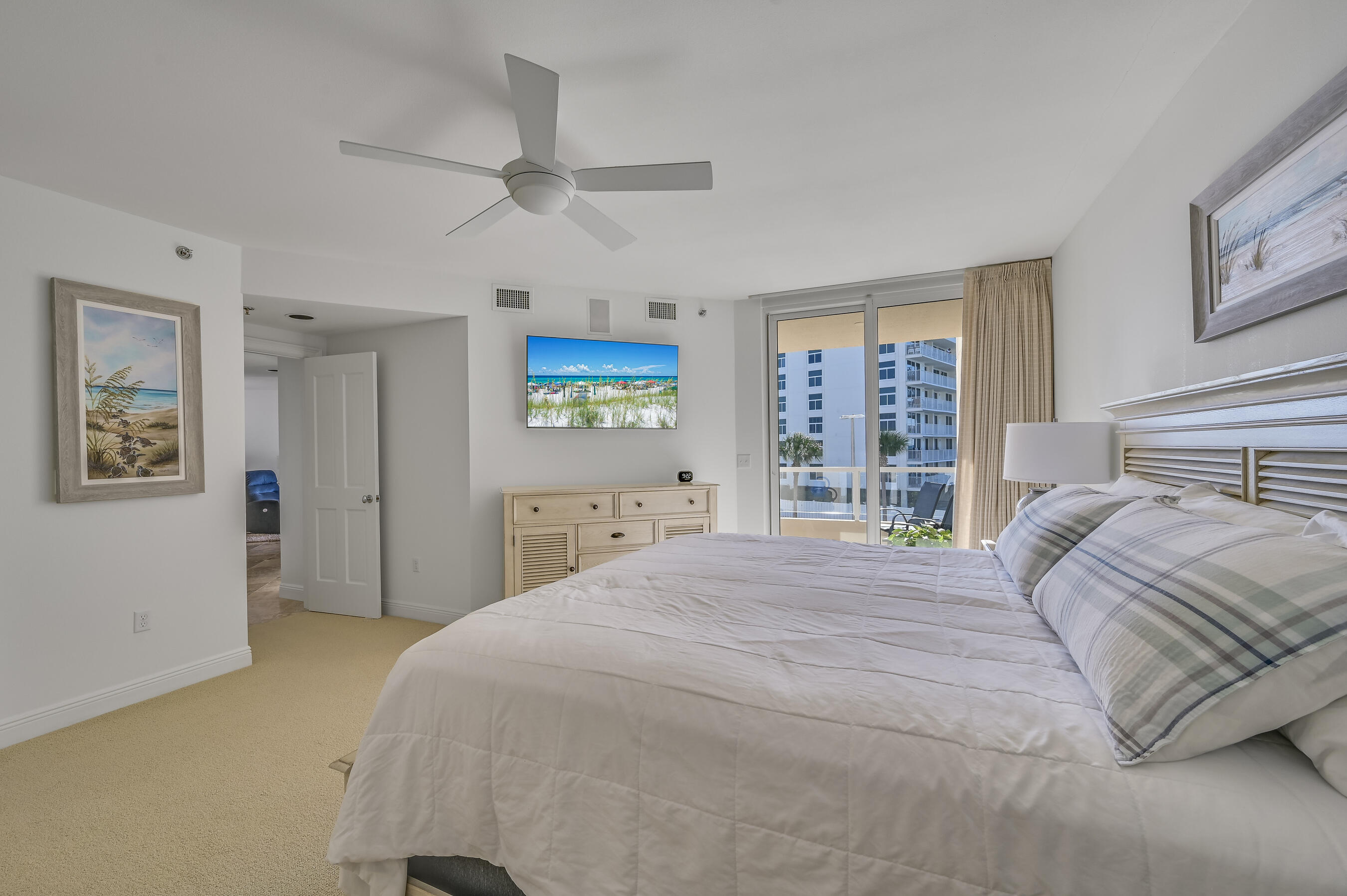 EAST PASS TOWERS CONDO PH 2 - Residential