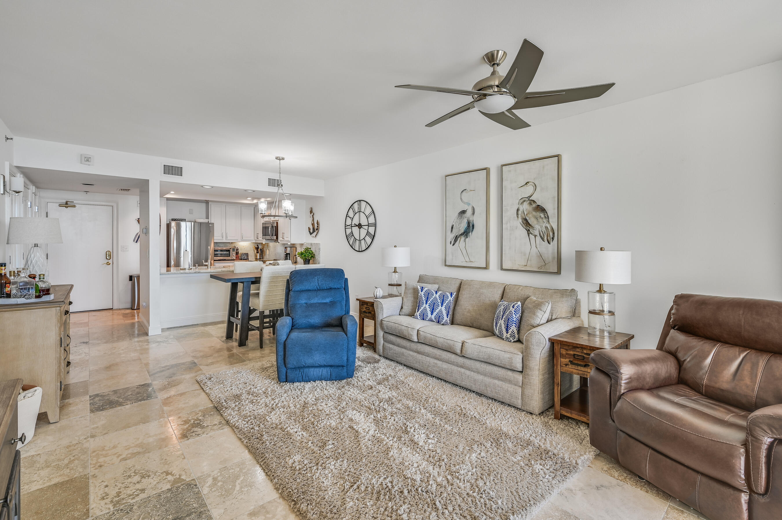 EAST PASS TOWERS CONDO PH 2 - Residential