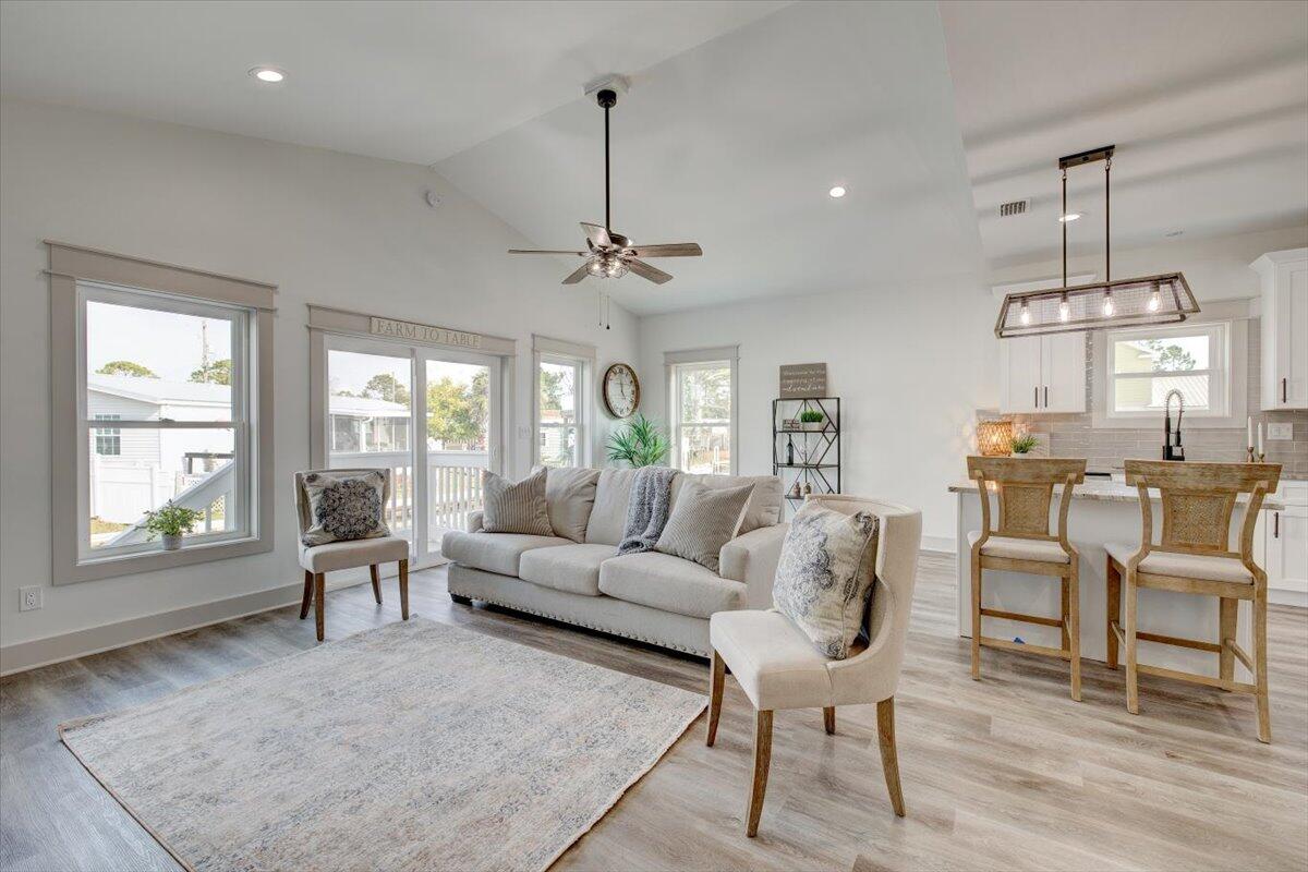 Harbour Towne - Residential