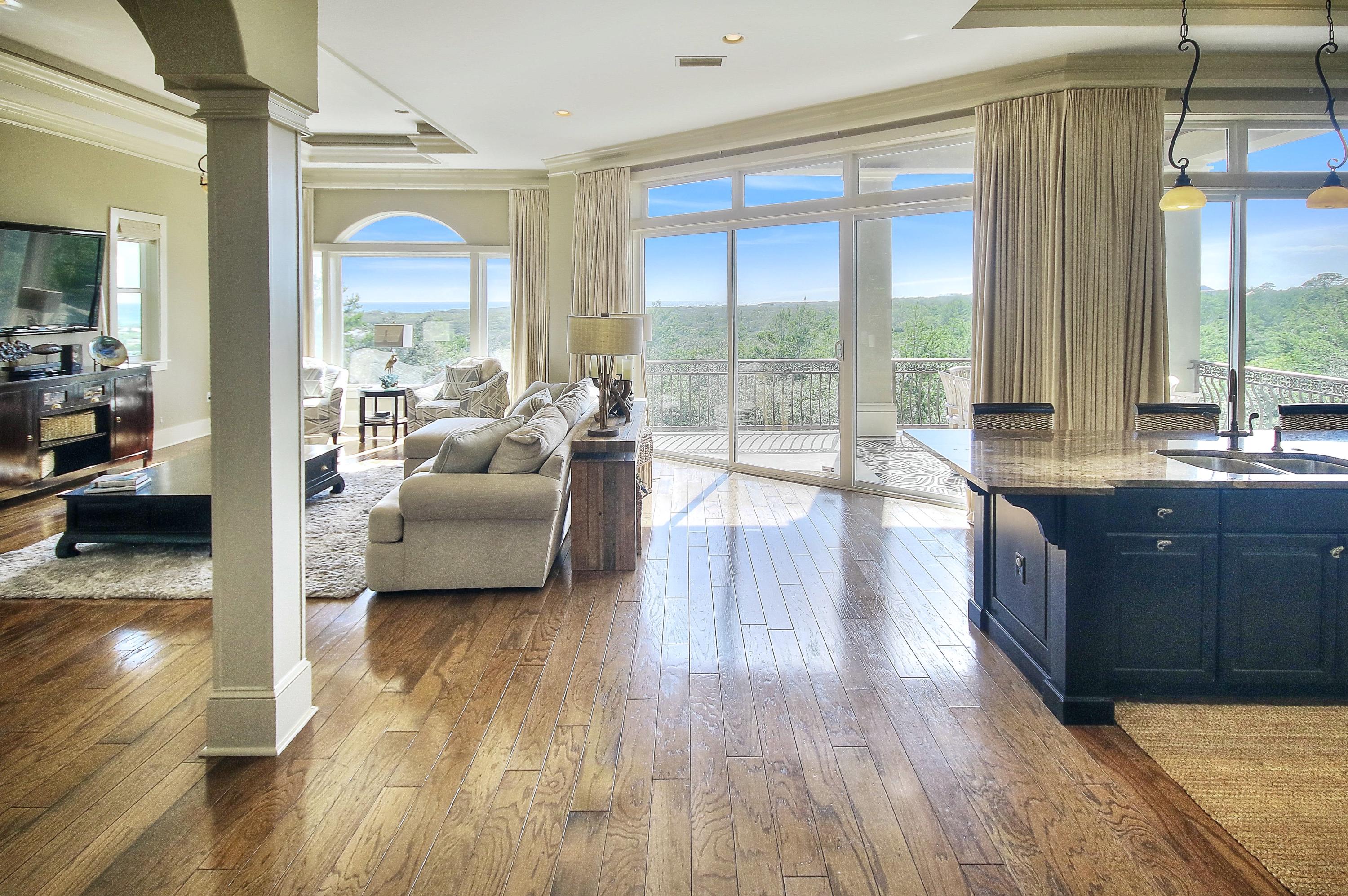 BEACH HIGHLAND - Residential
