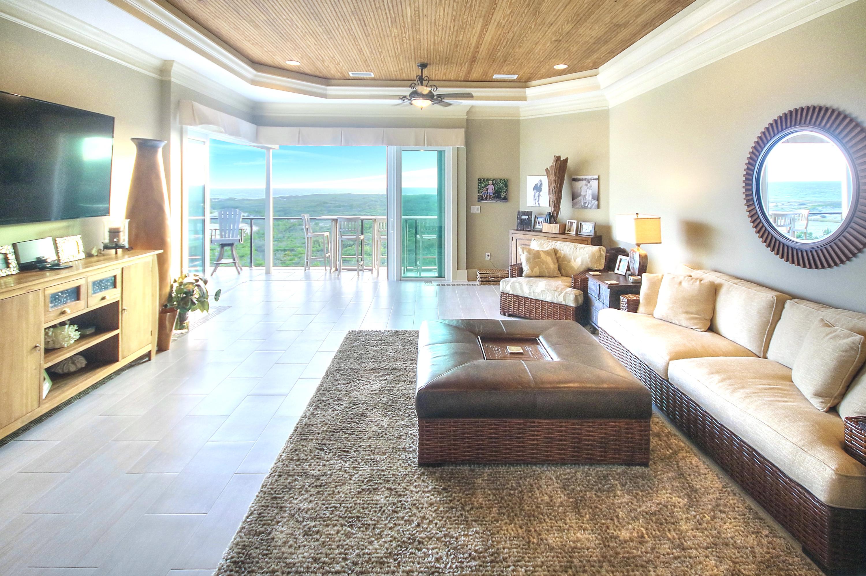 BEACH HIGHLAND - Residential