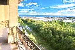 BEACH HIGHLAND - Residential