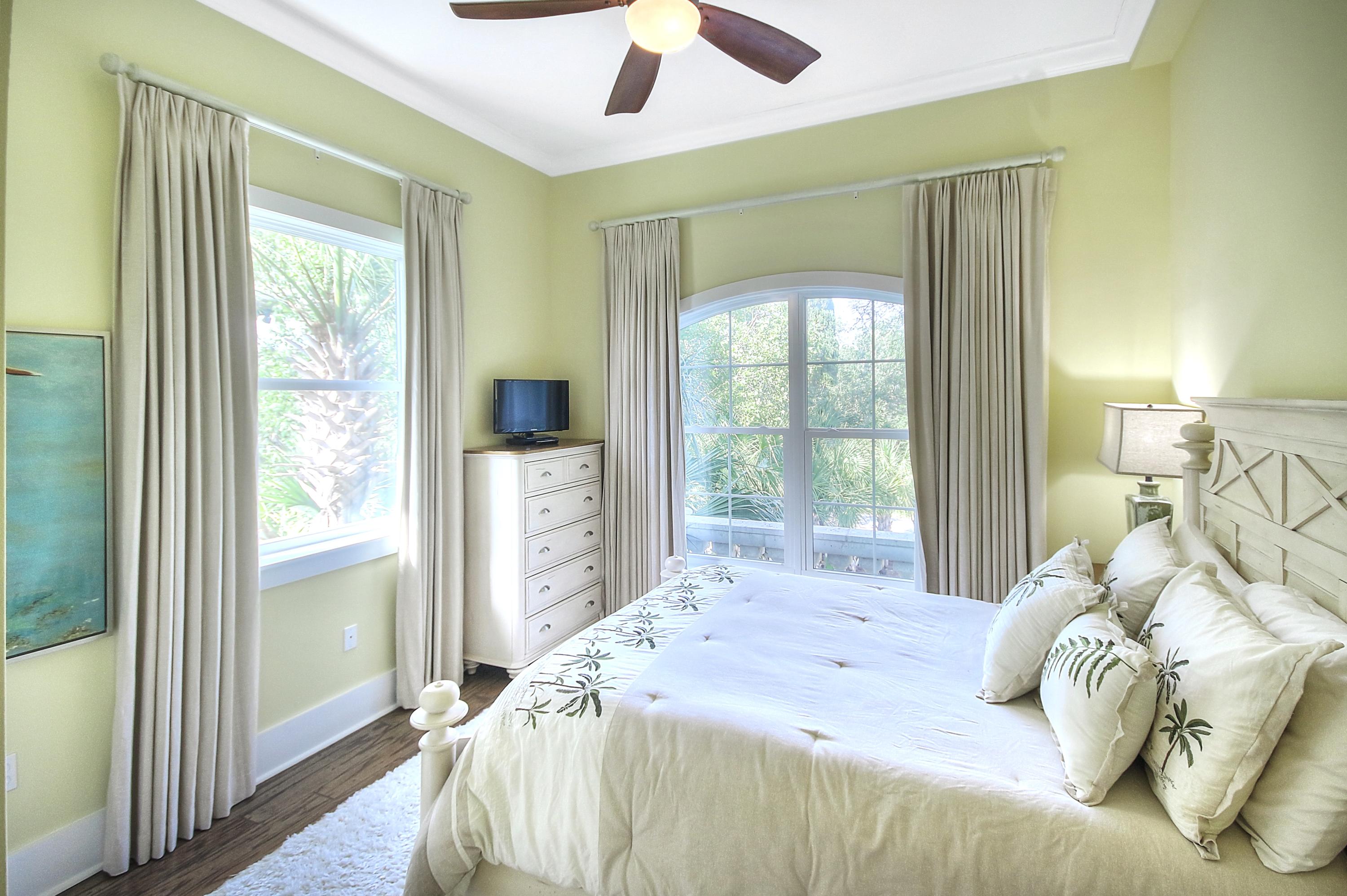 BEACH HIGHLAND - Residential