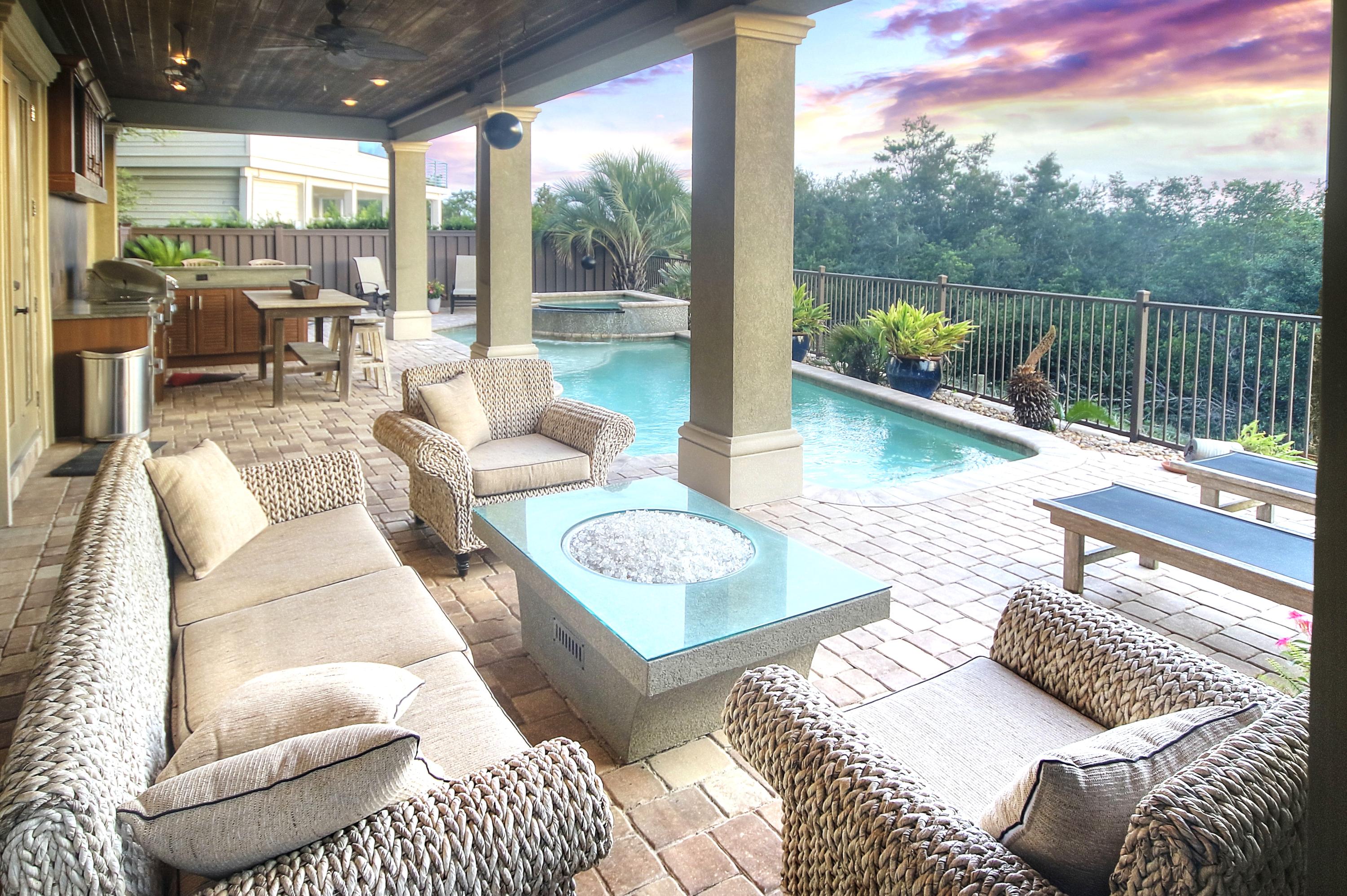 BEACH HIGHLAND - Residential