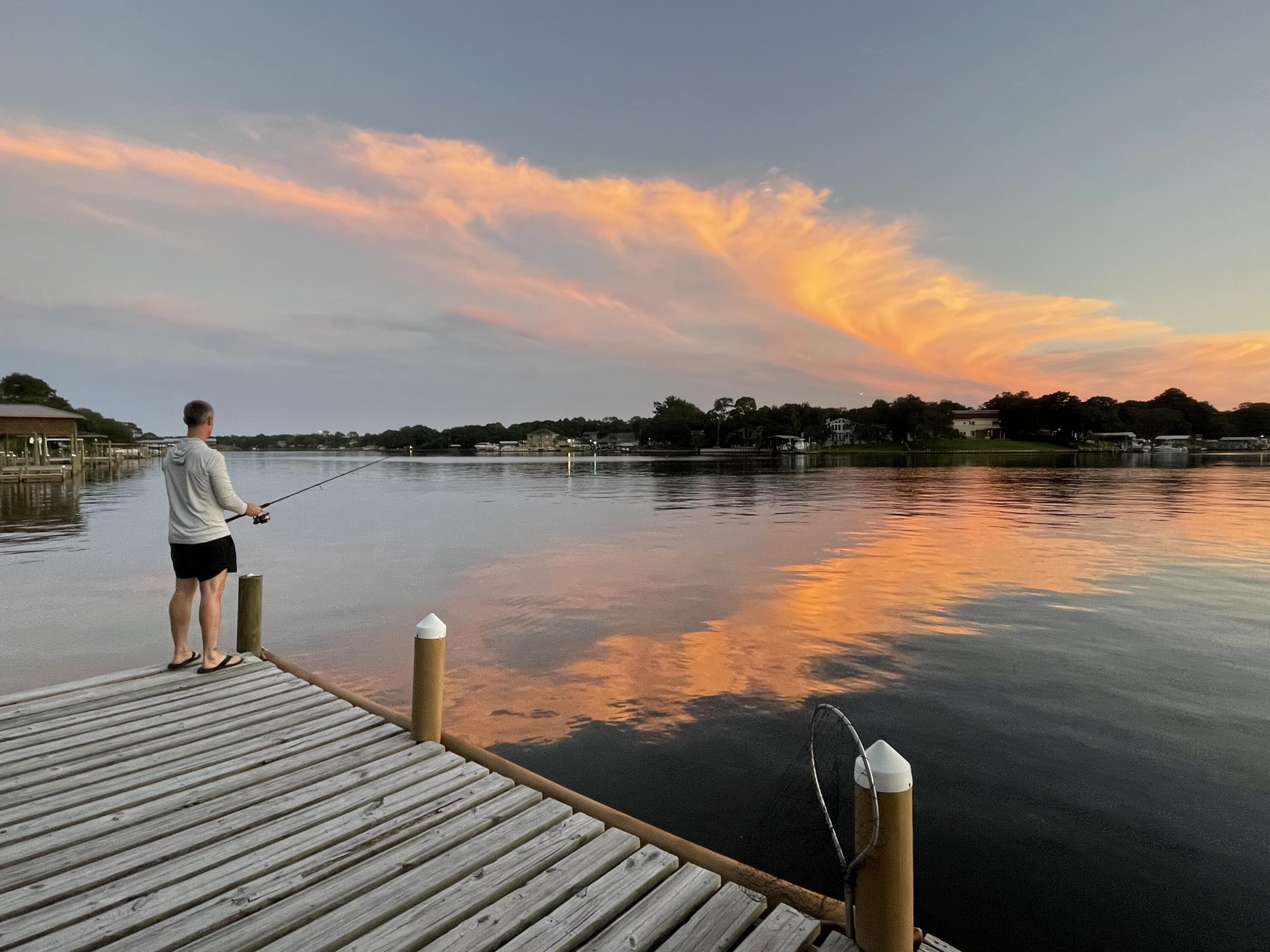 COLONY ESTATES - Residential Lease