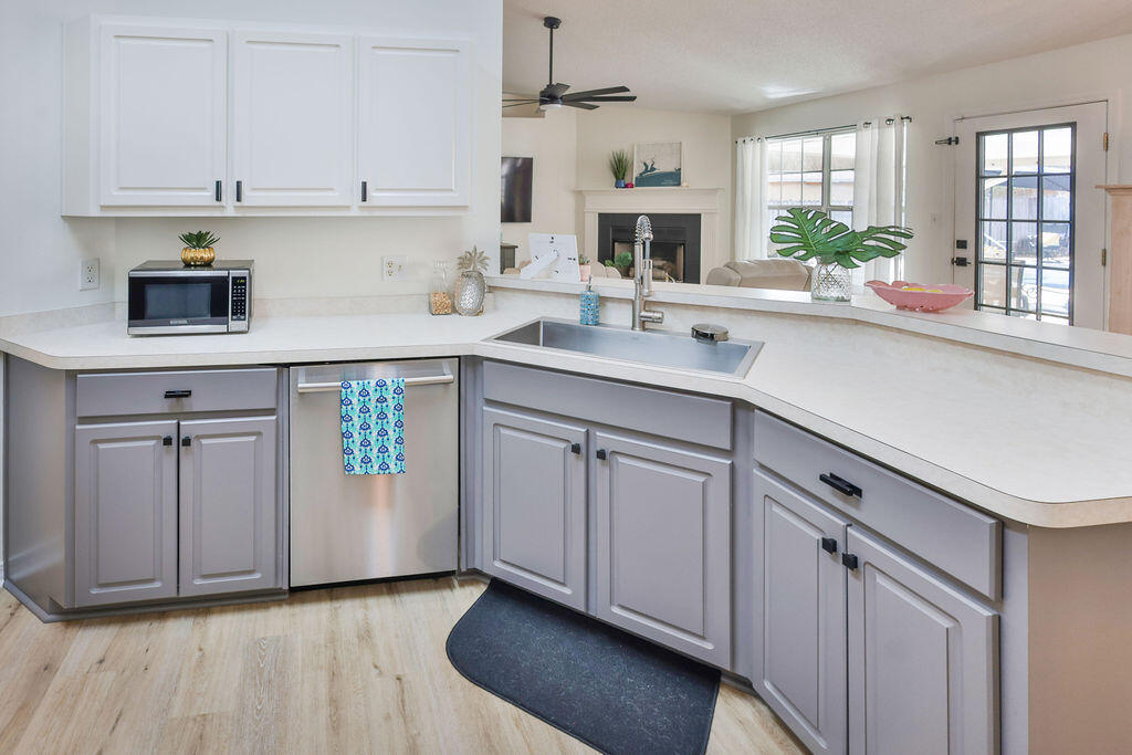 SUNDIAL ESTATES PH 2 - Residential