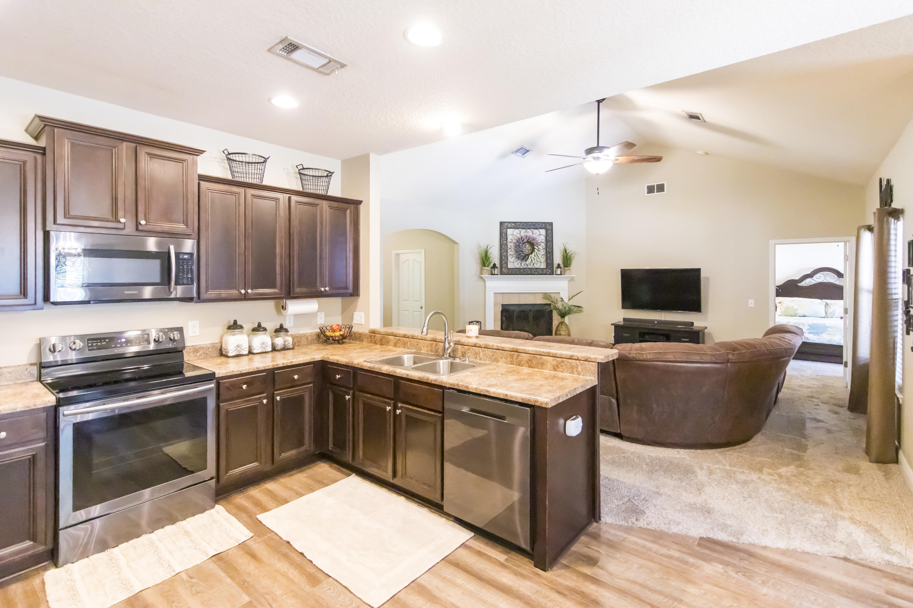 HAMMOCK BAY - Residential