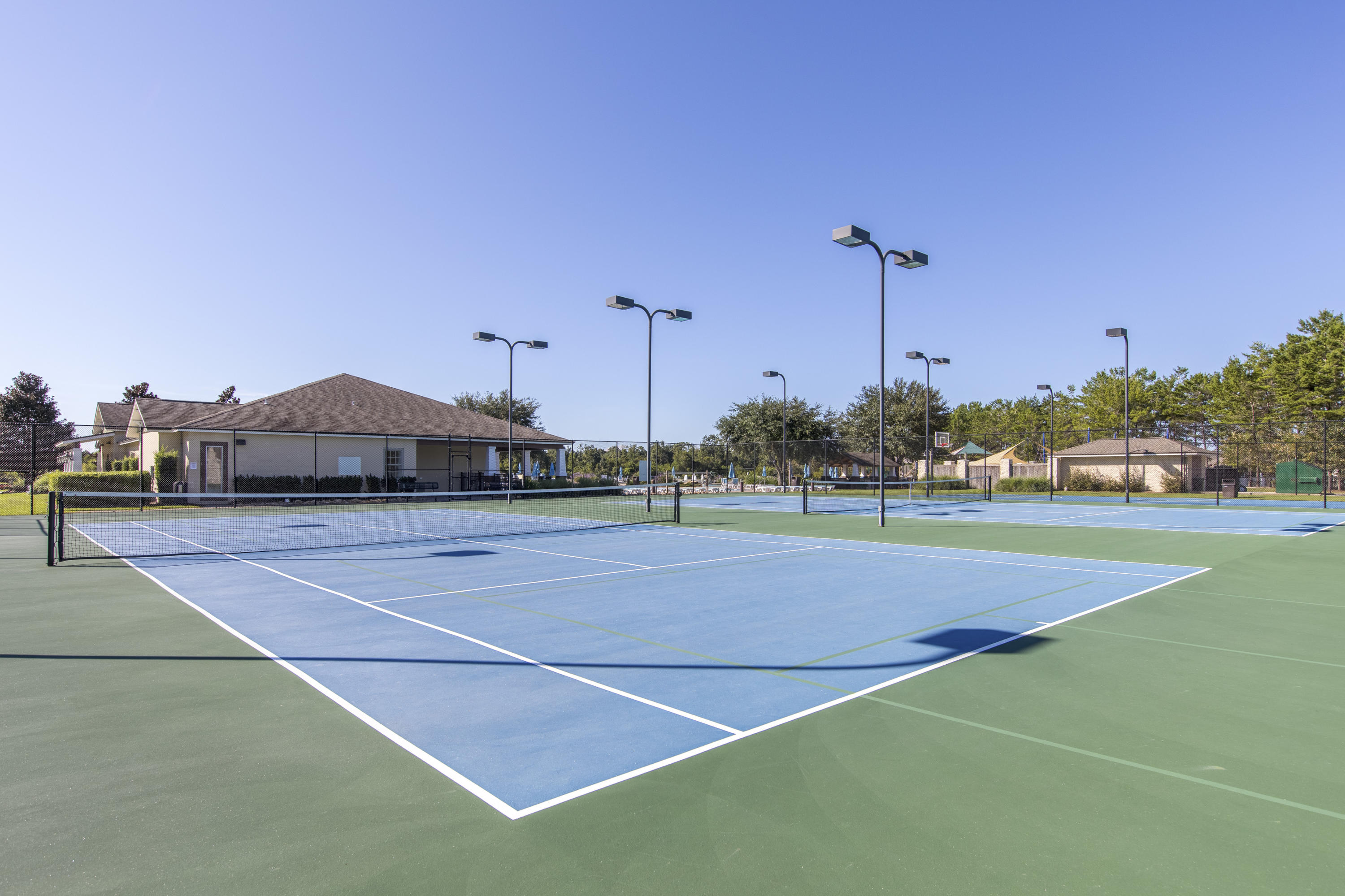 HAMMOCK BAY - Residential