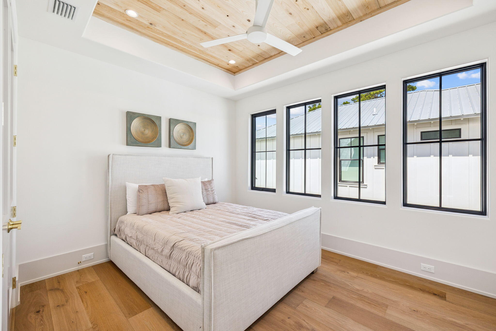 SWEET BAY - Residential