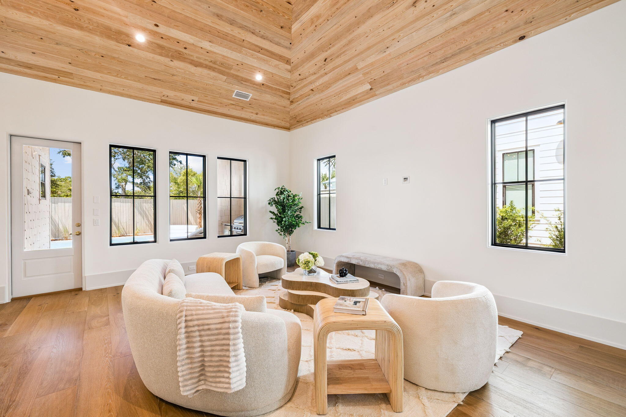 SWEET BAY - Residential