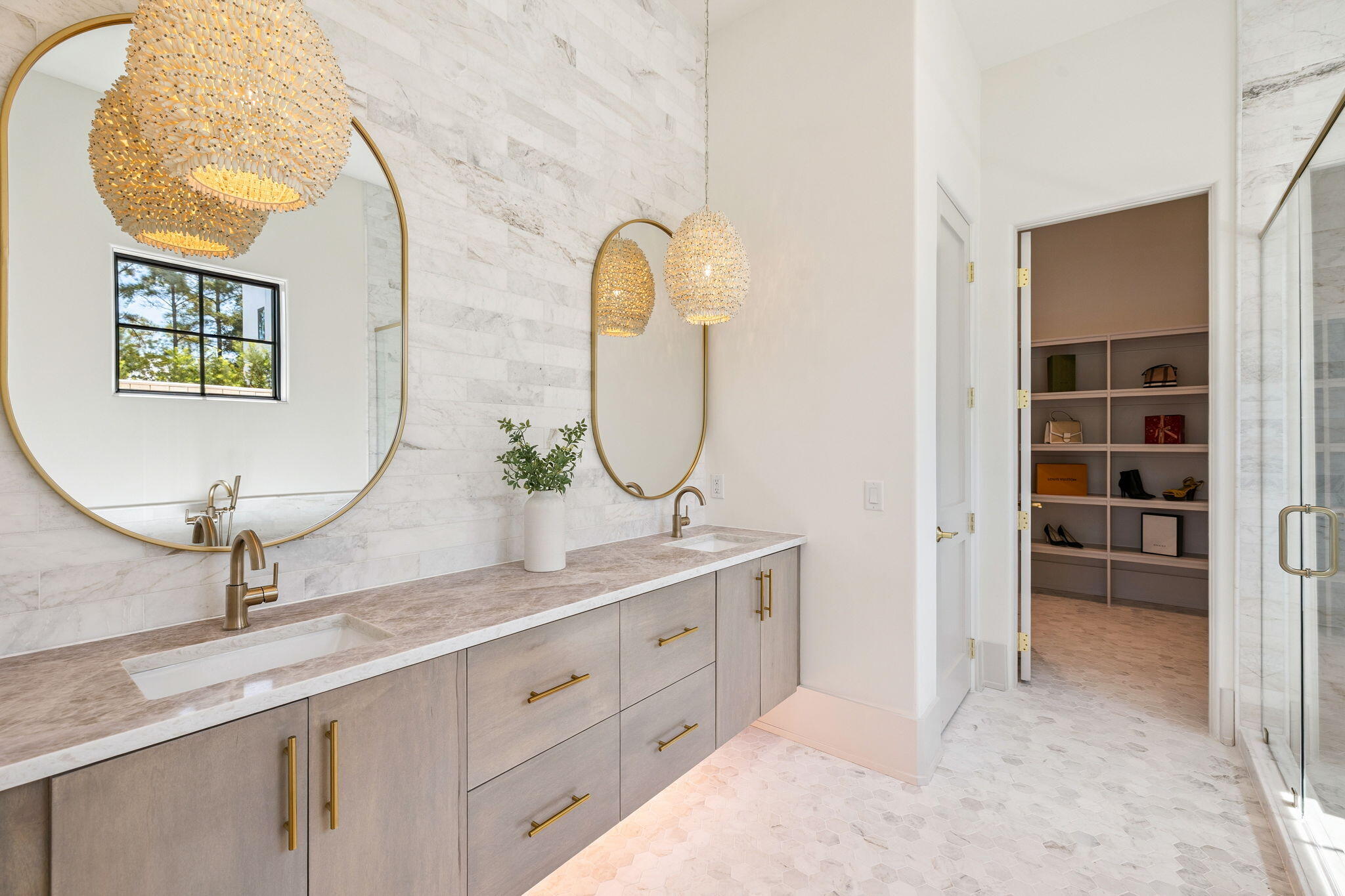 SWEET BAY - Residential