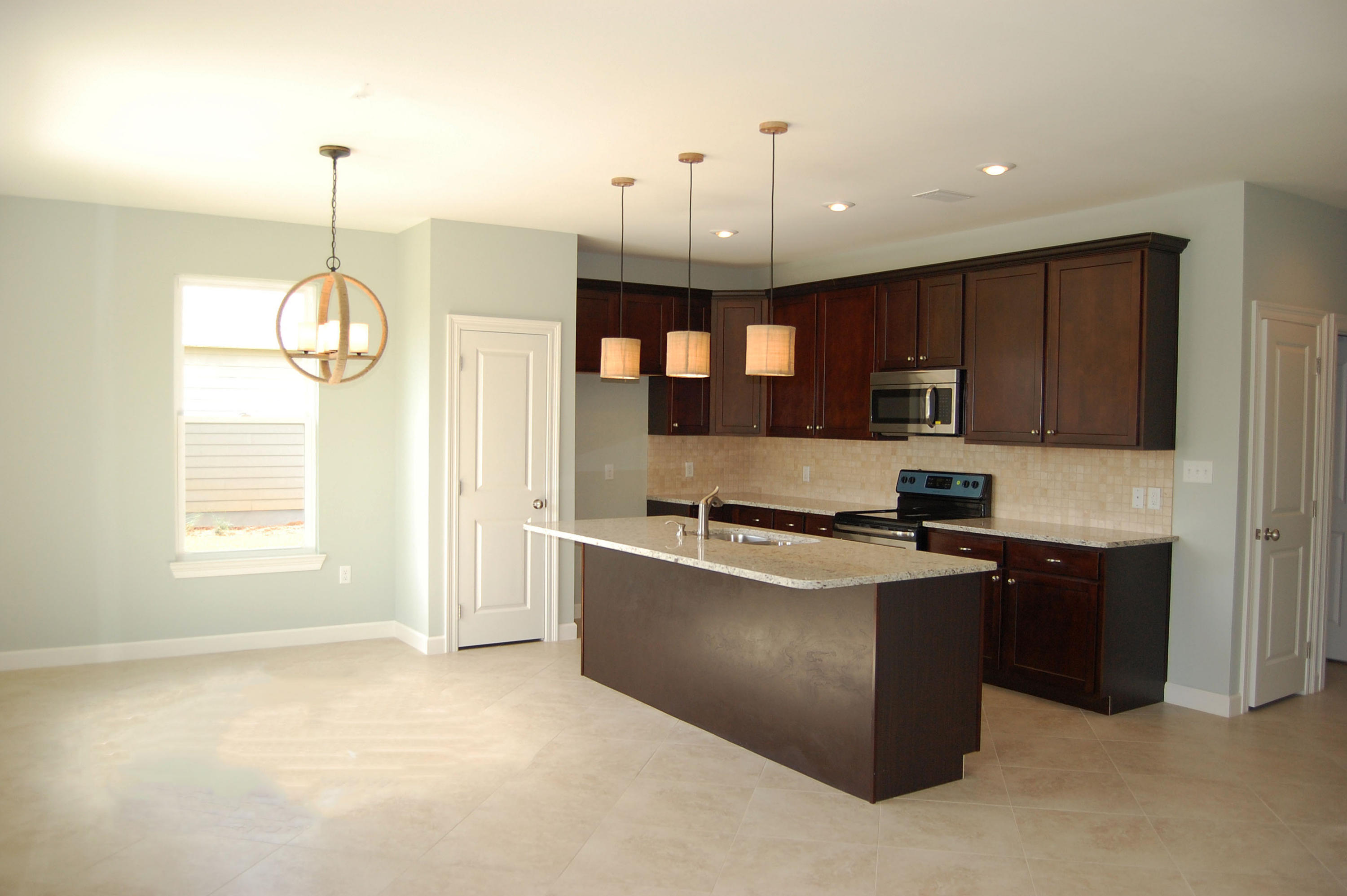 BRANDON OAKS - Residential