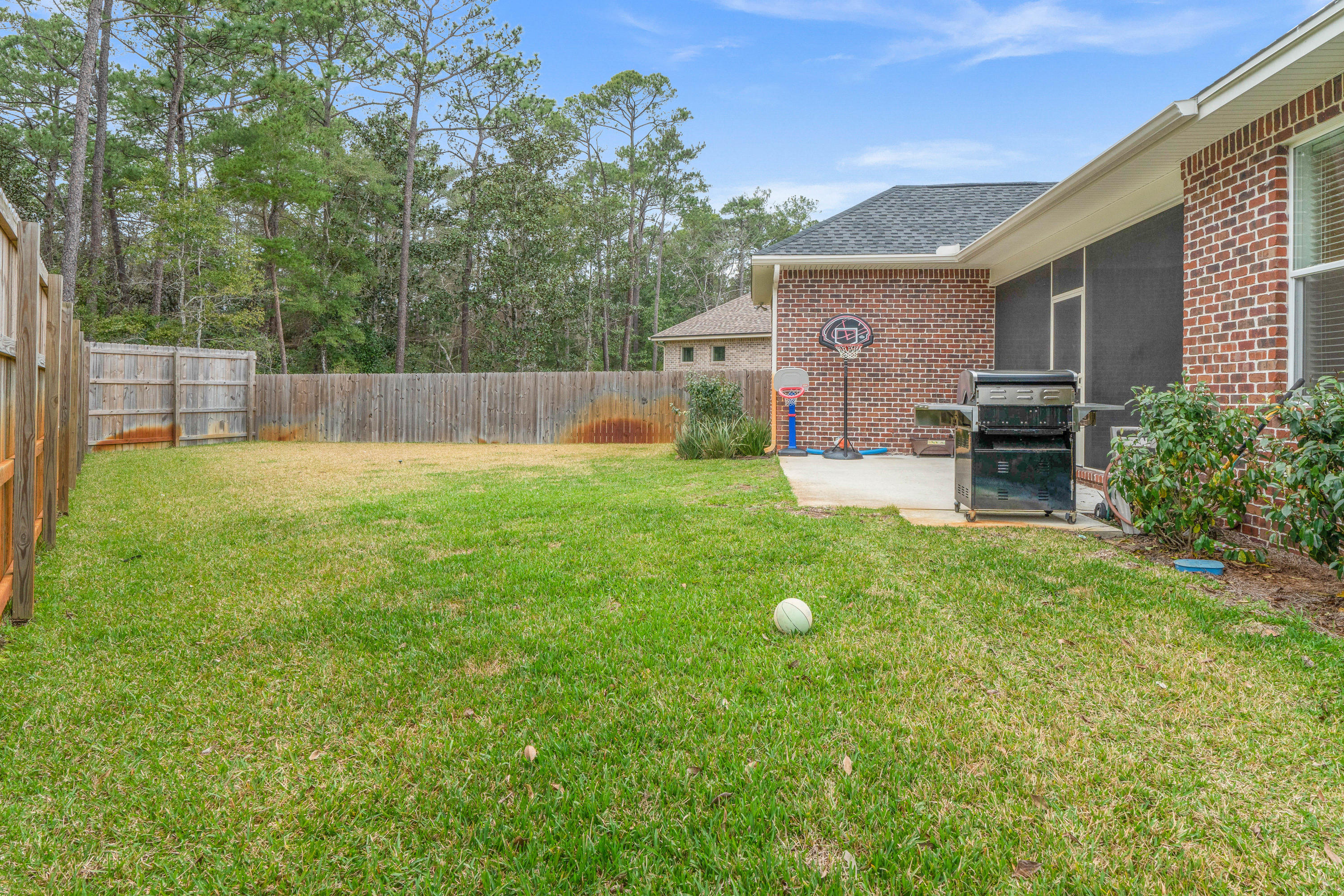 MAGNOLIA WOODS PH III - Farm