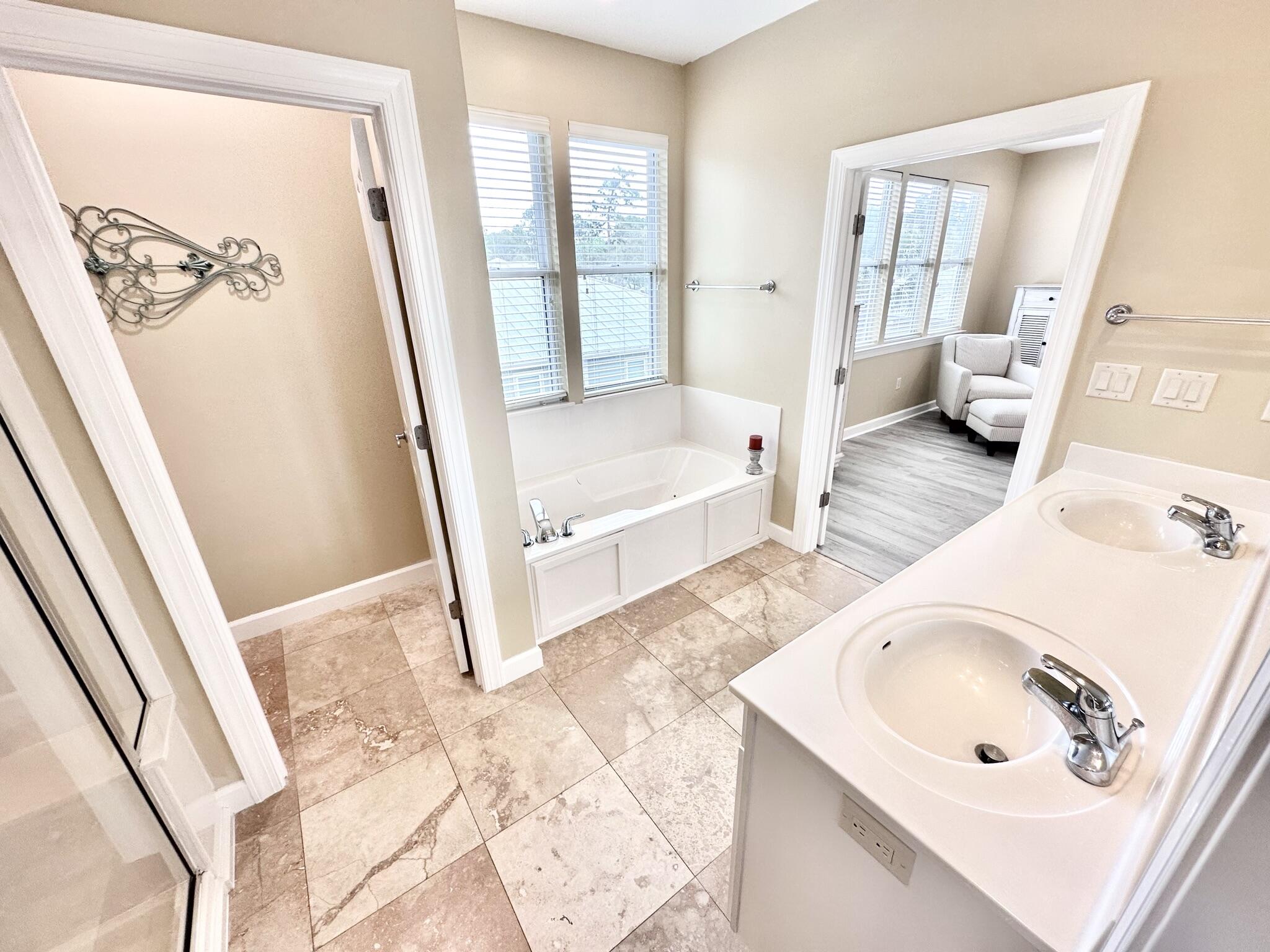 CRYSTAL LAKE AT SANDESTIN - Residential