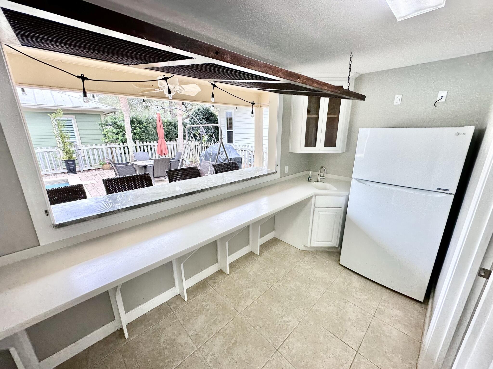 CRYSTAL LAKE AT SANDESTIN - Residential