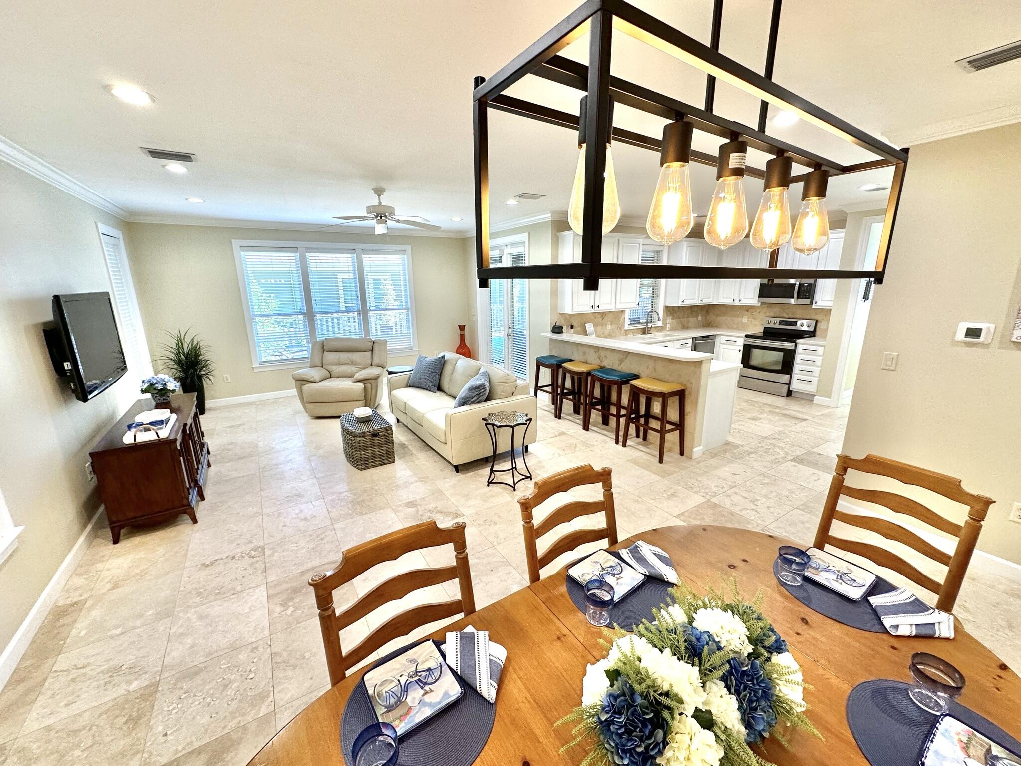 CRYSTAL LAKE AT SANDESTIN - Residential