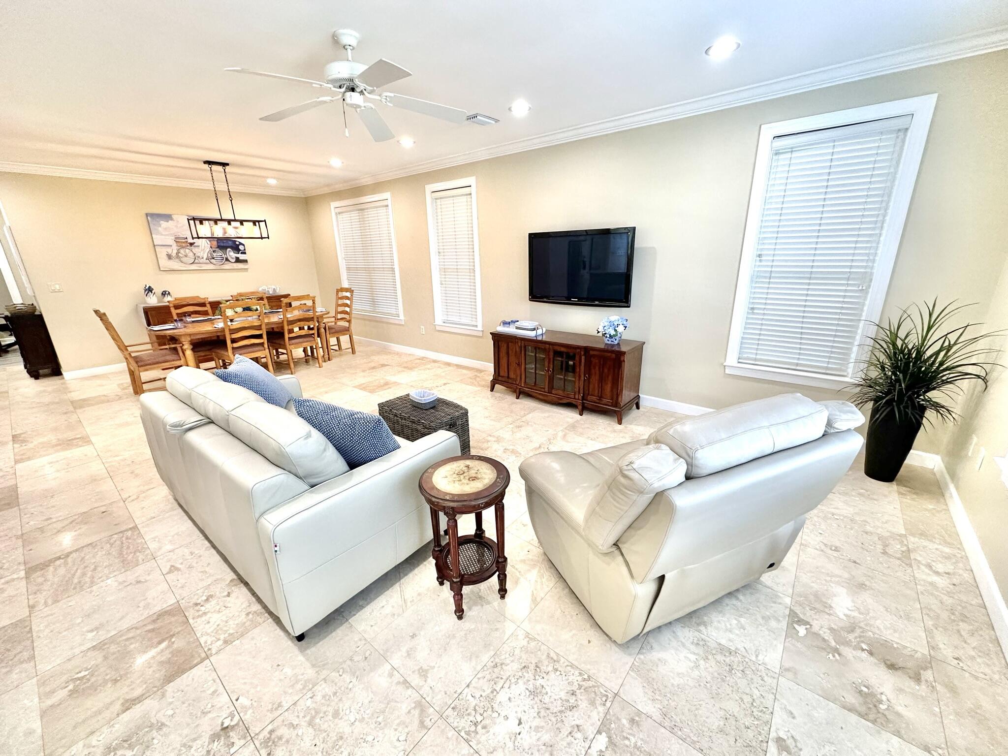 CRYSTAL LAKE AT SANDESTIN - Residential