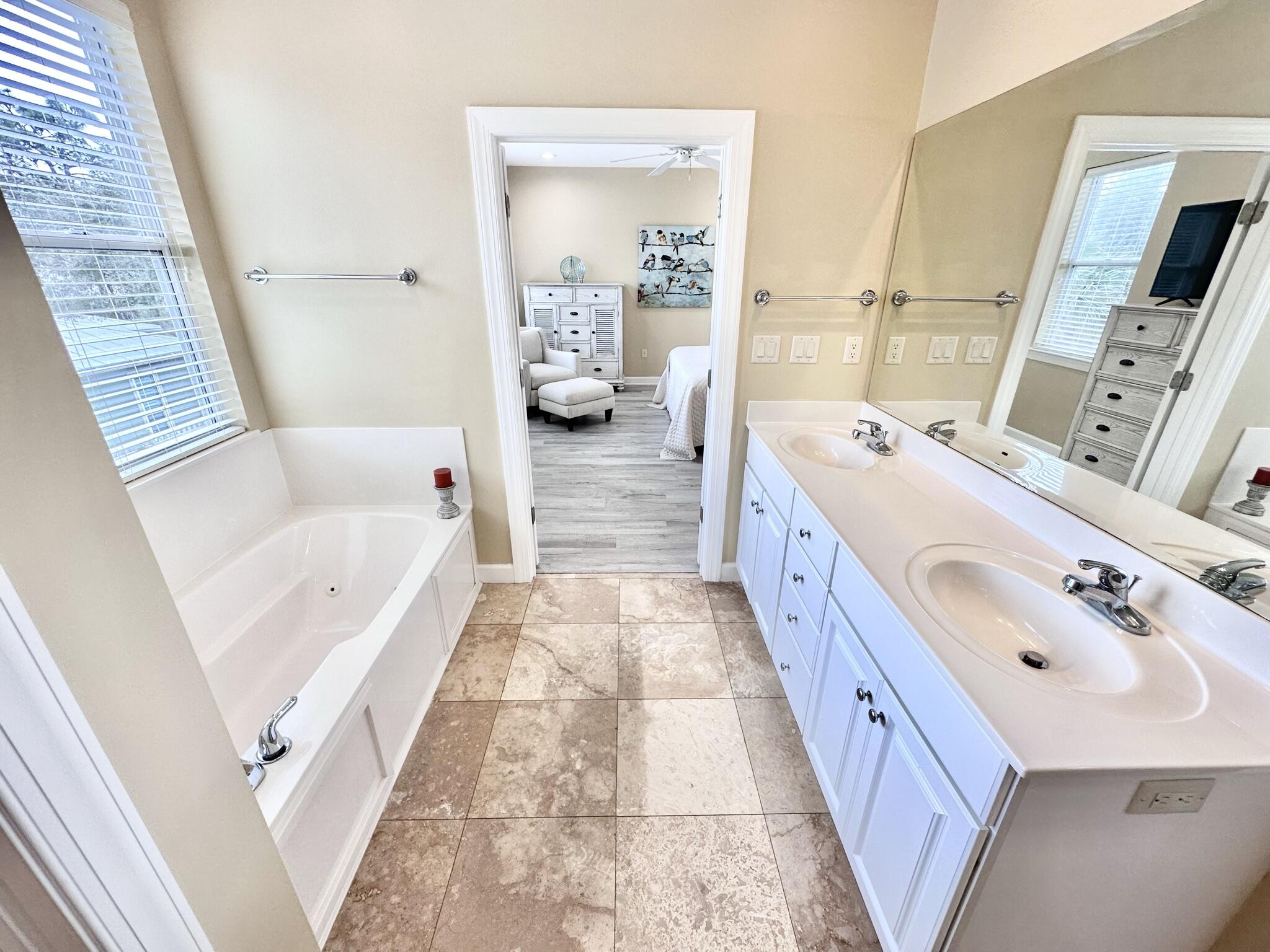 CRYSTAL LAKE AT SANDESTIN - Residential