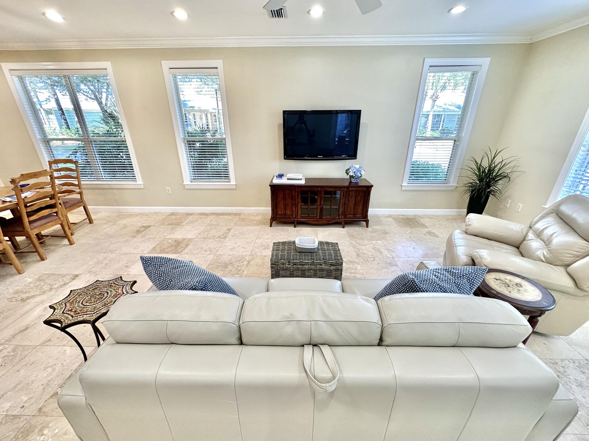 CRYSTAL LAKE AT SANDESTIN - Residential