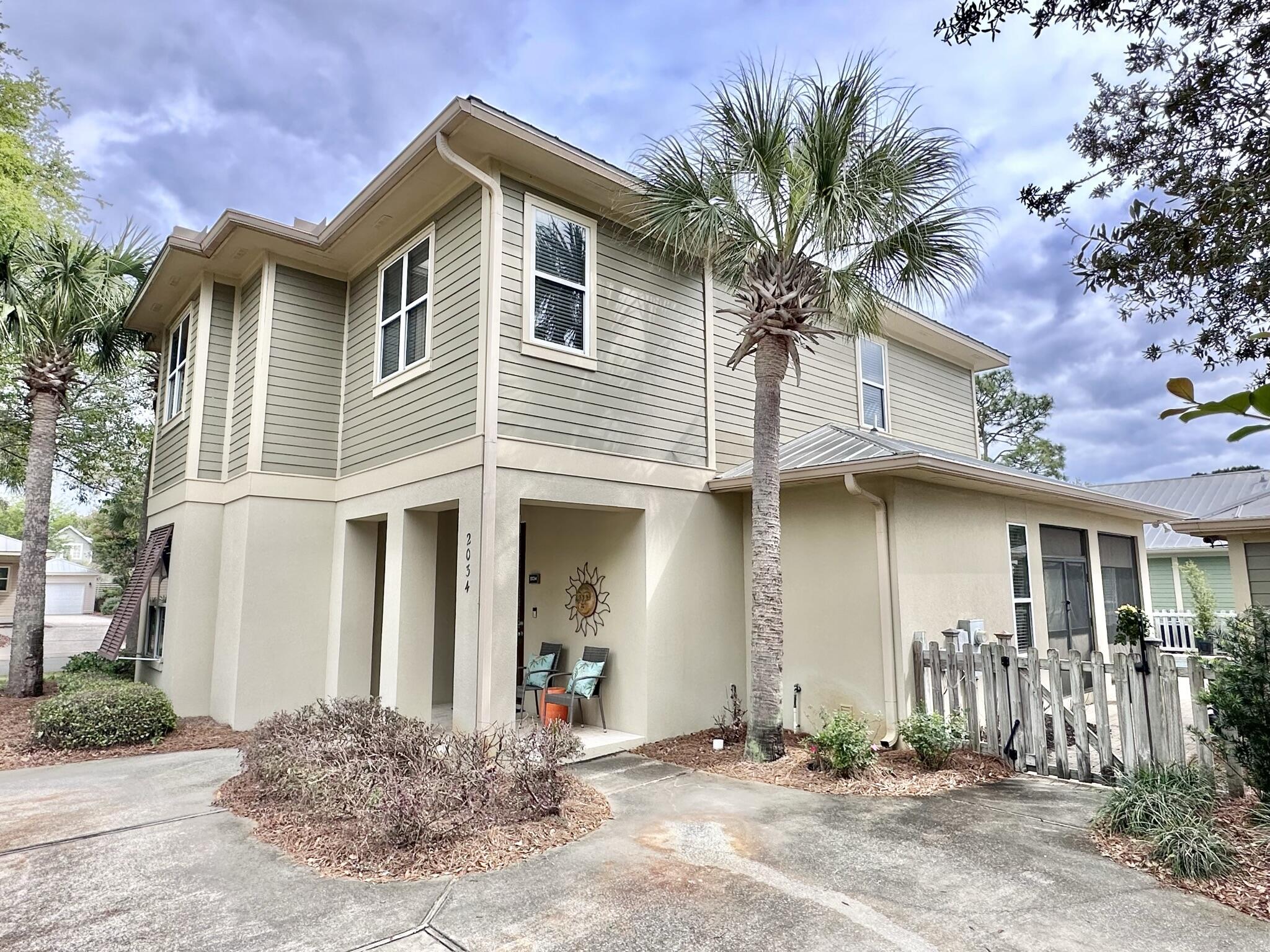 CRYSTAL LAKE AT SANDESTIN - Residential