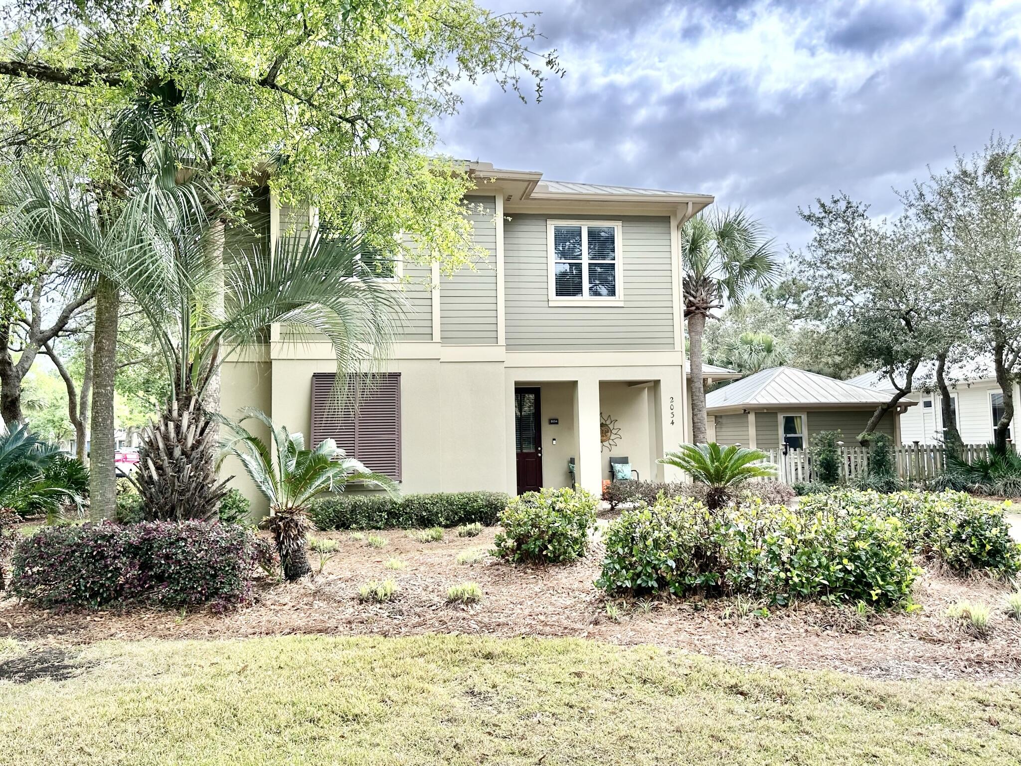 CRYSTAL LAKE AT SANDESTIN - Residential