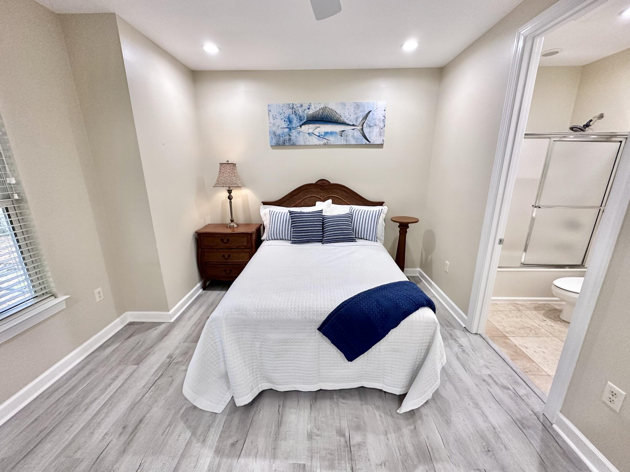 CRYSTAL LAKE AT SANDESTIN - Residential