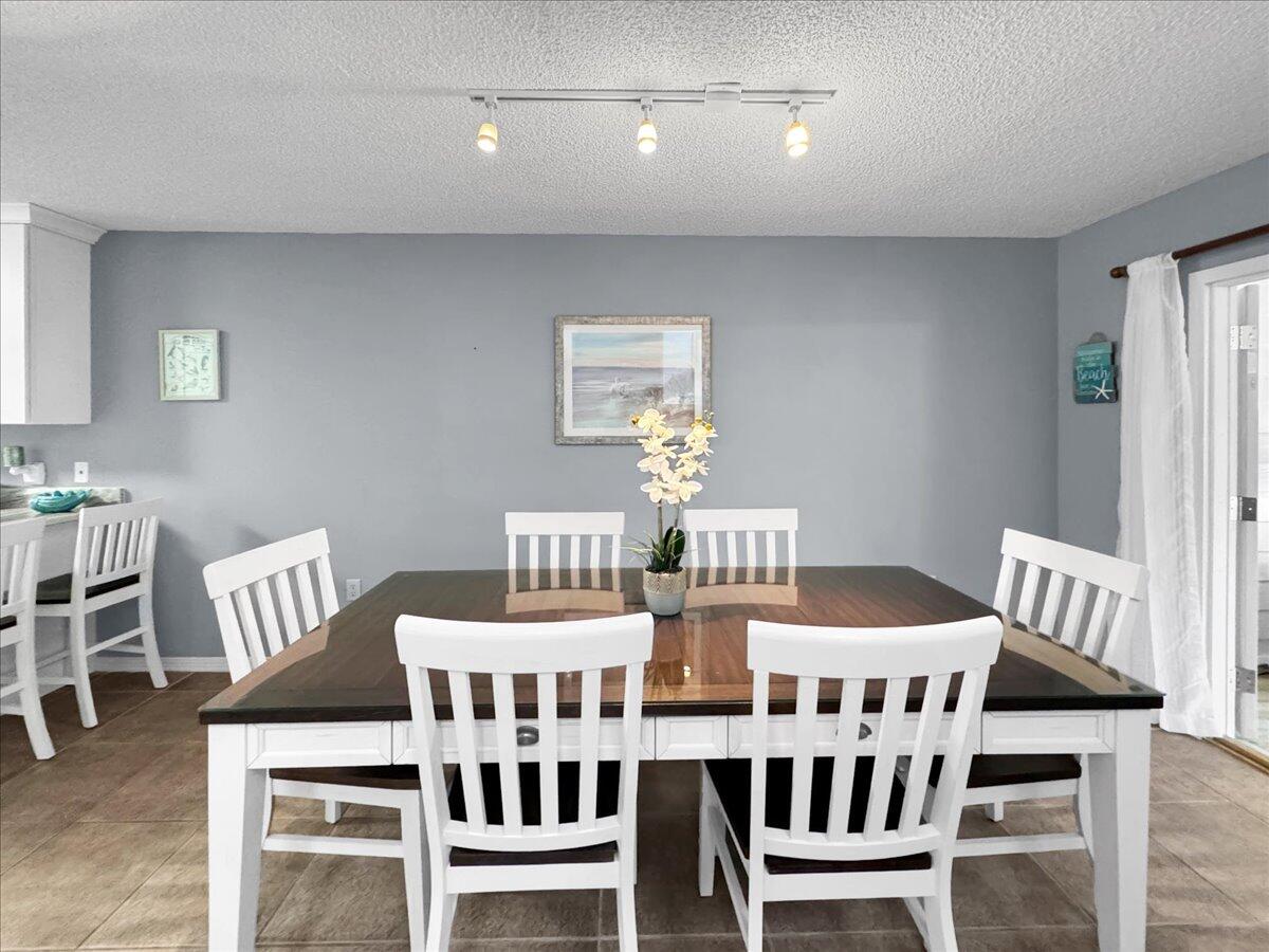 SEA PINES - Residential