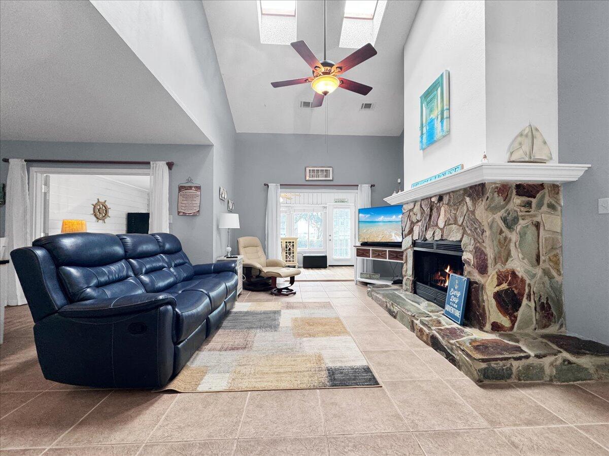 SEA PINES - Residential