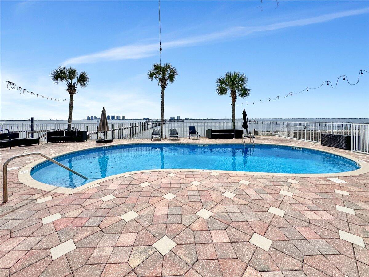 SEA PINES - Residential