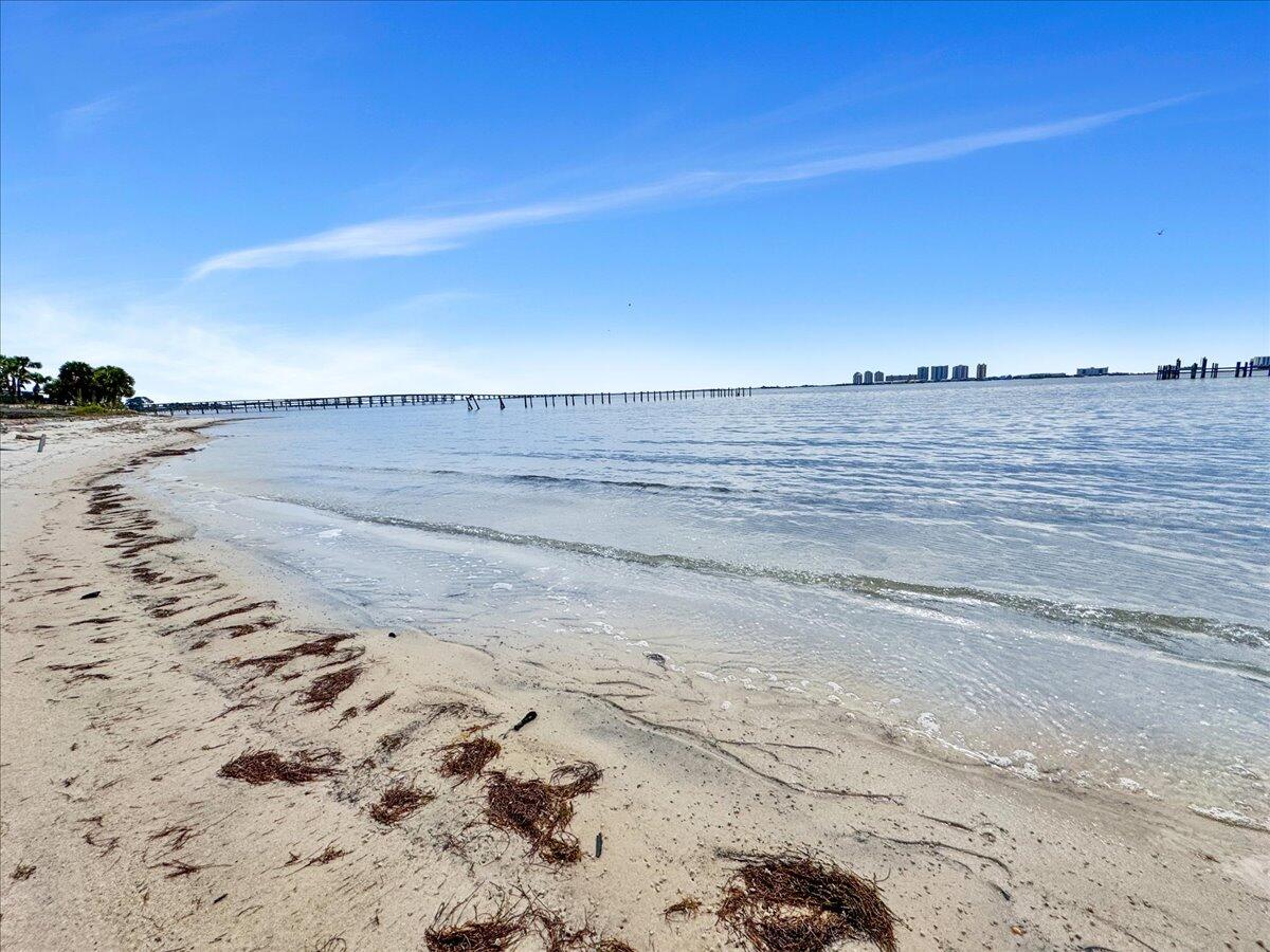 SEA PINES - Residential