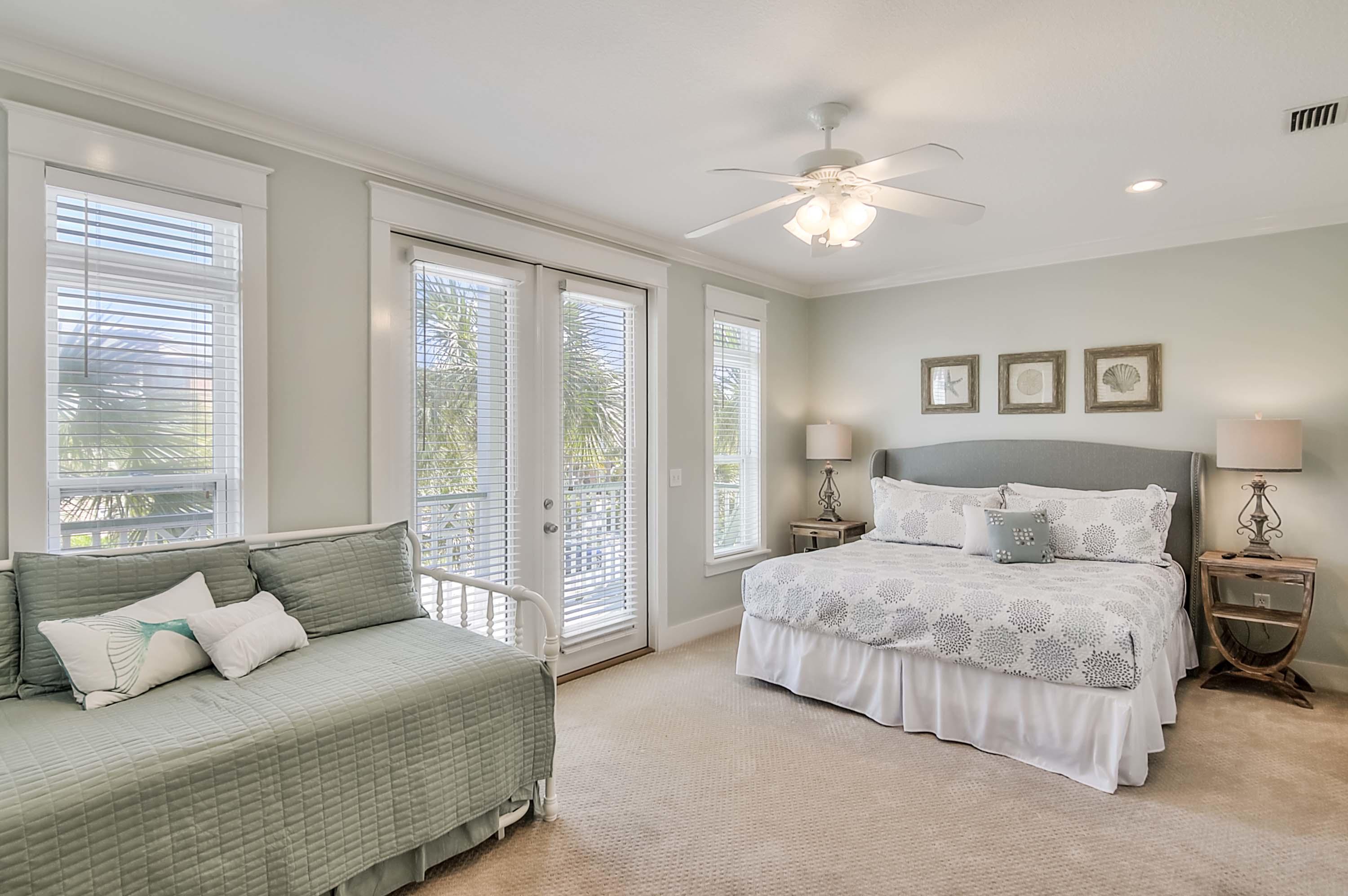 SEACREST BEACH - Residential