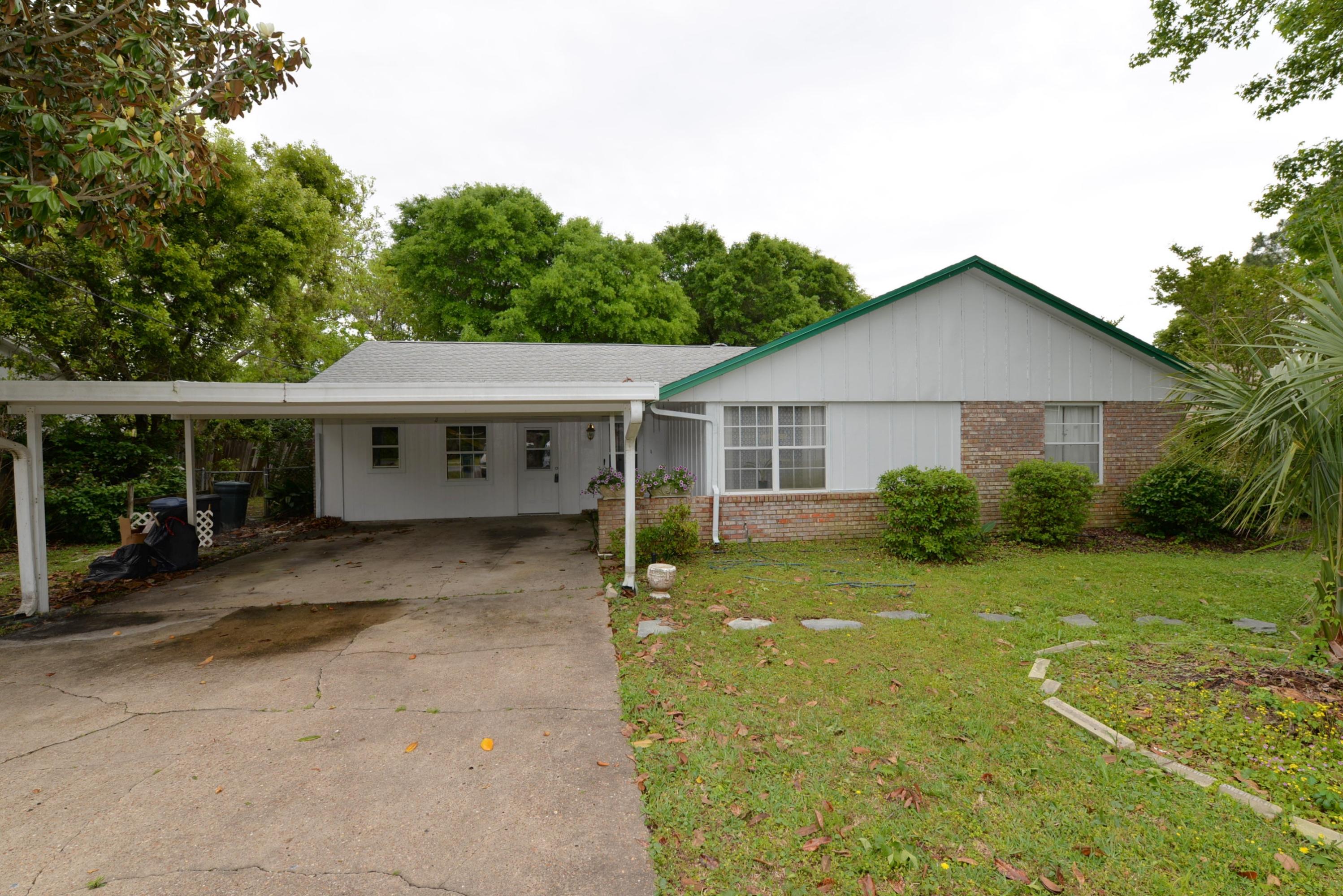 SPRING LAKE 2ND ADD - Residential