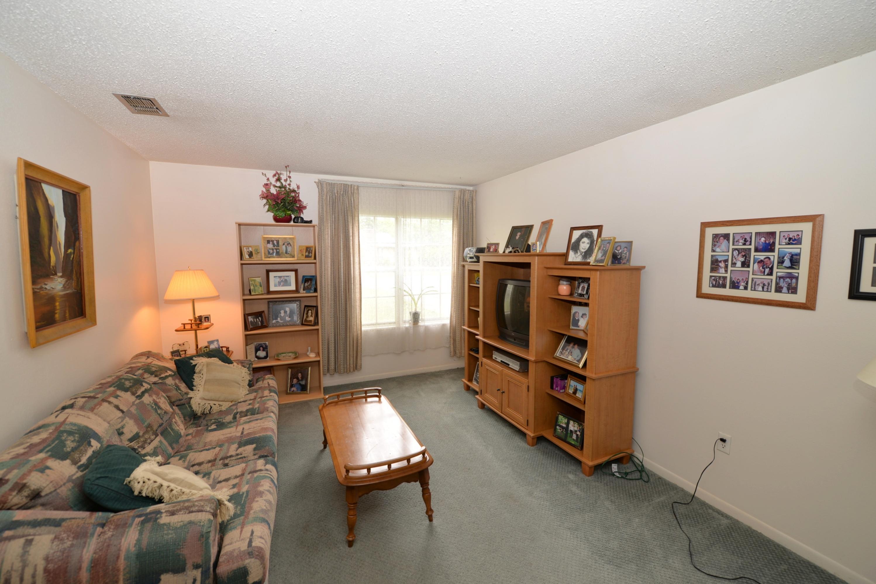 SPRING LAKE 2ND ADD - Residential