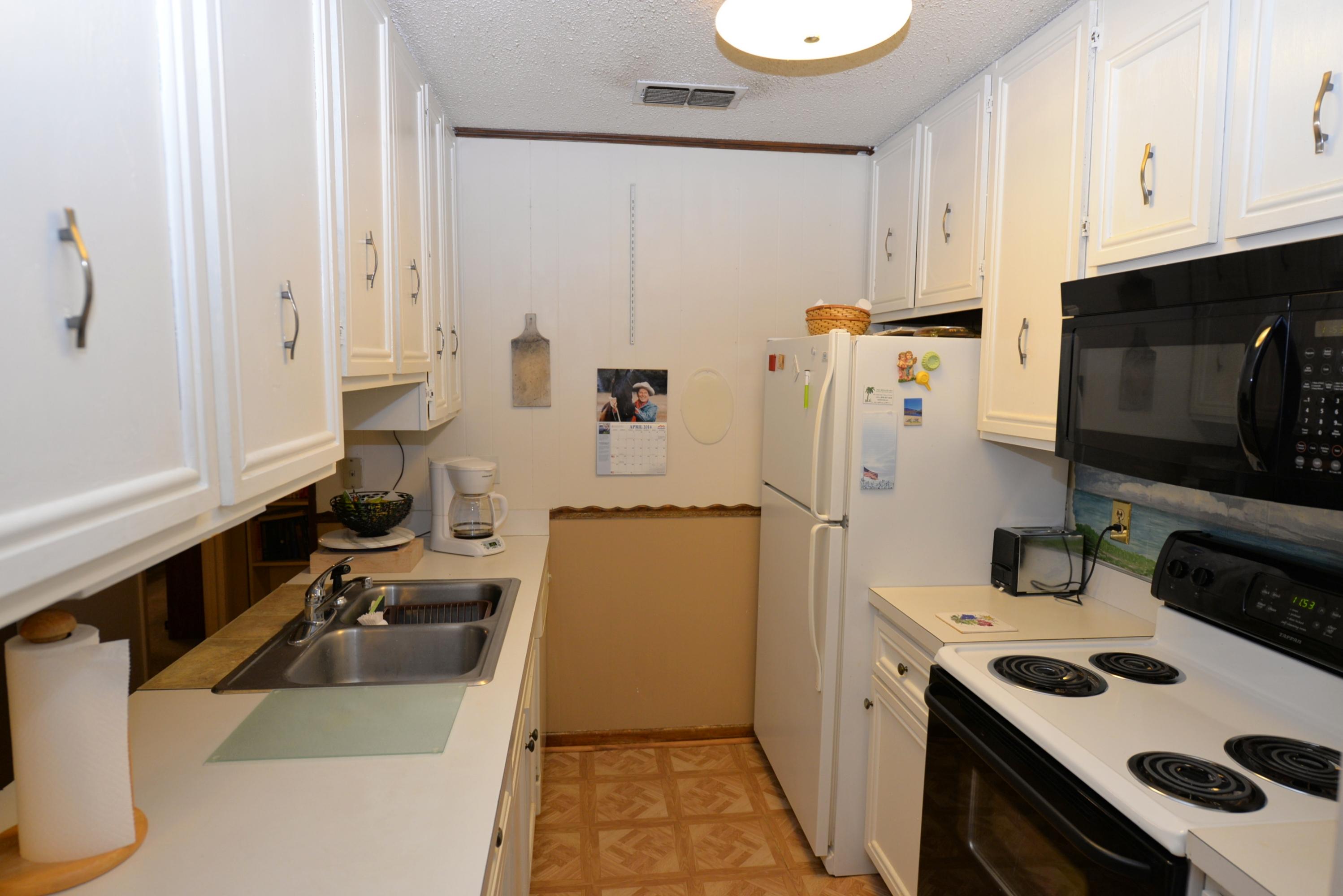 SPRING LAKE 2ND ADD - Residential