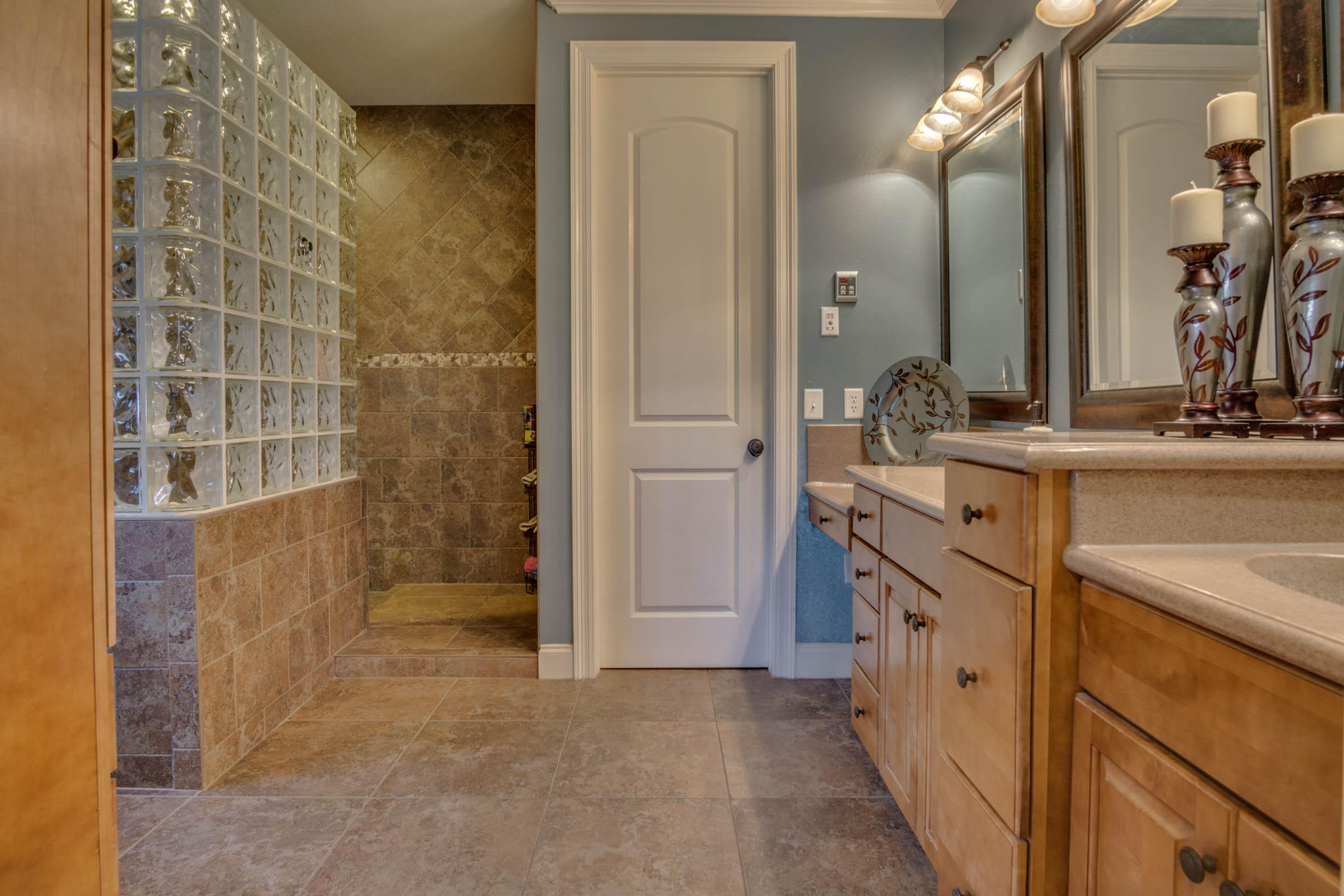 LAKE ARTHUR EST PH I - Residential