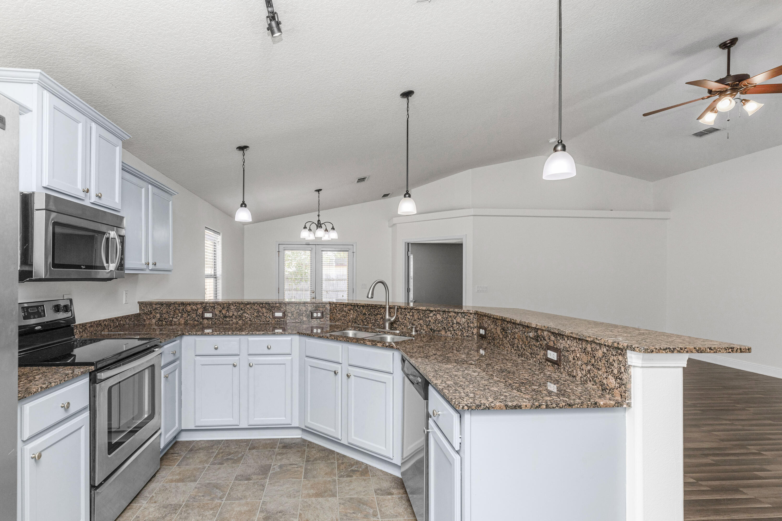 PROMISE CREEK - Residential