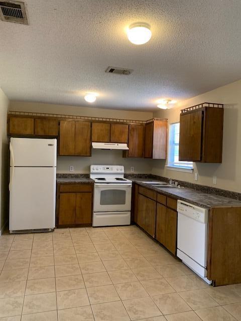 HIDDEN GLEN - Residential Lease