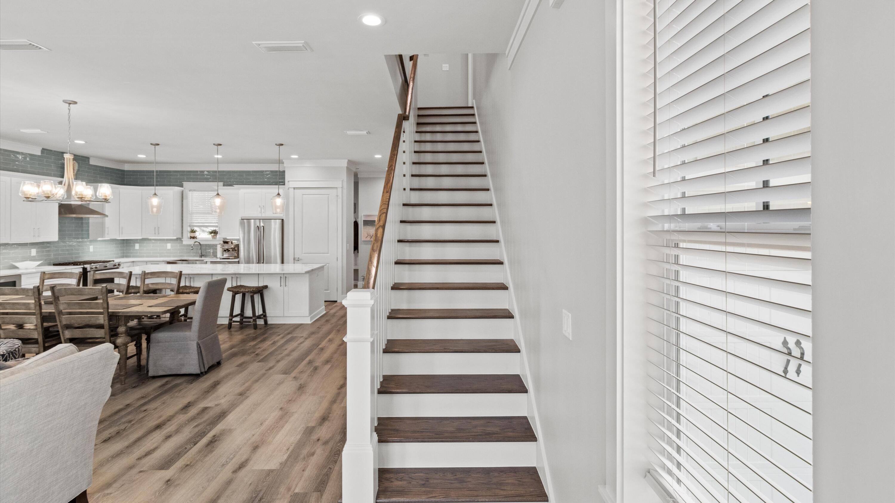 LAKESIDE AT BLUE MOUNTAIN BEACH - Residential Lease