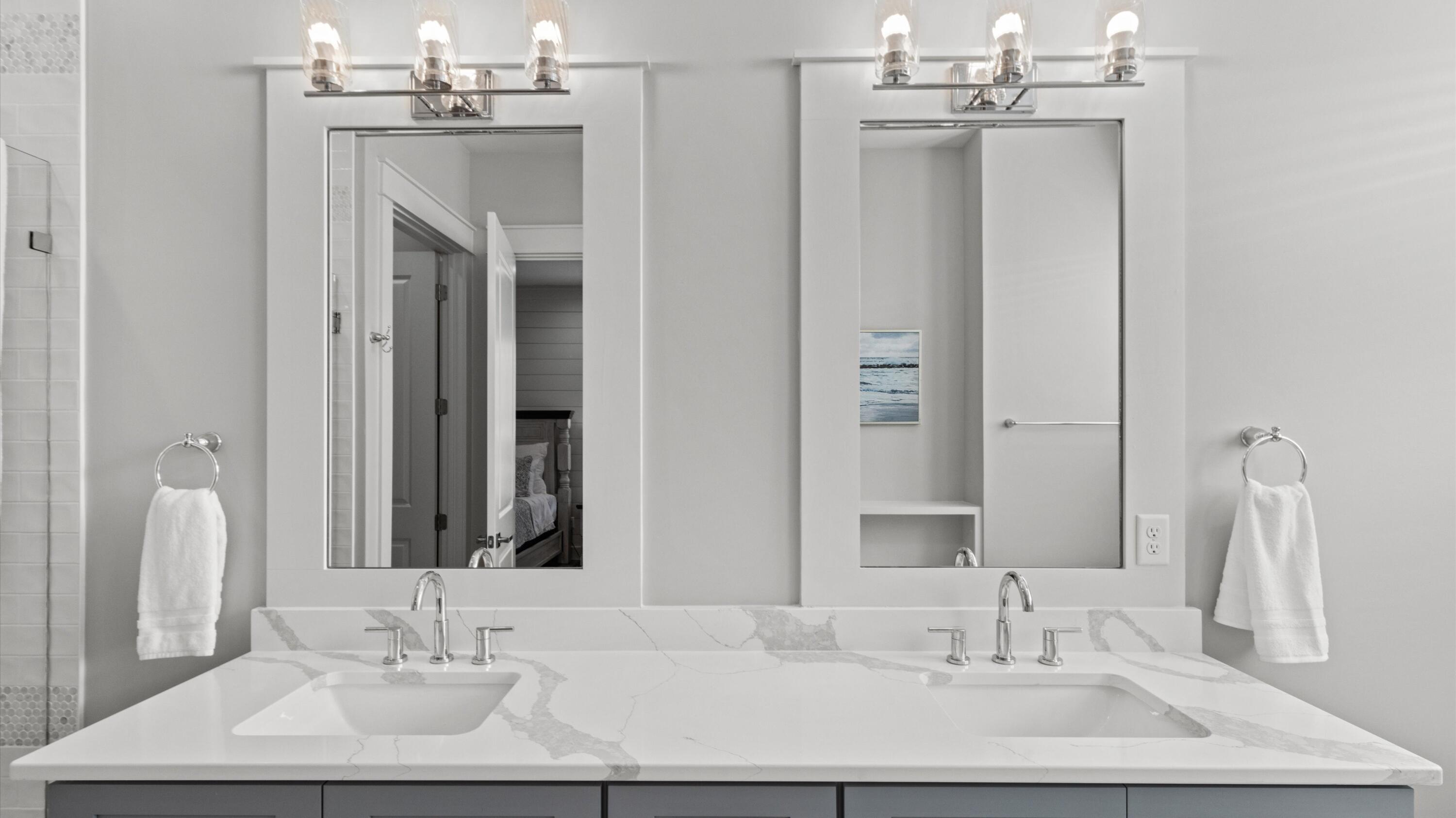LAKESIDE AT BLUE MOUNTAIN BEACH - Residential Lease