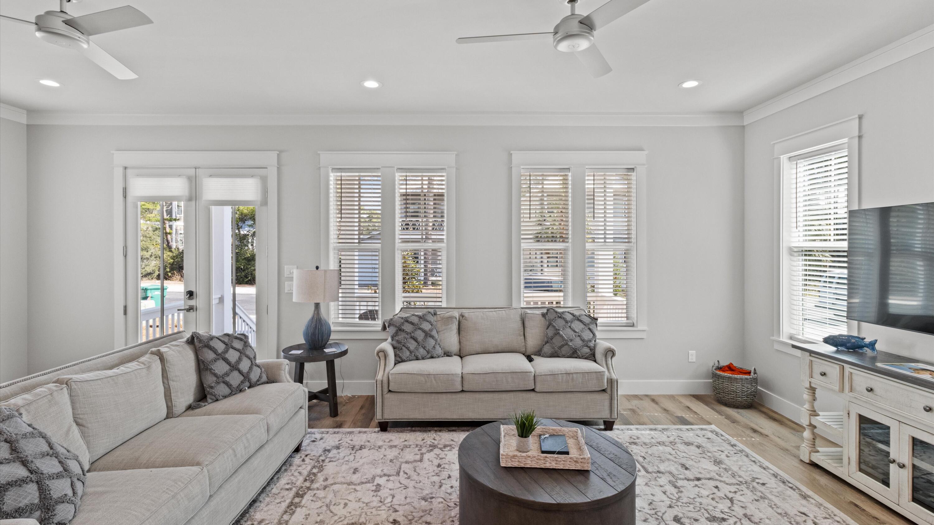 LAKESIDE AT BLUE MOUNTAIN BEACH - Residential Lease
