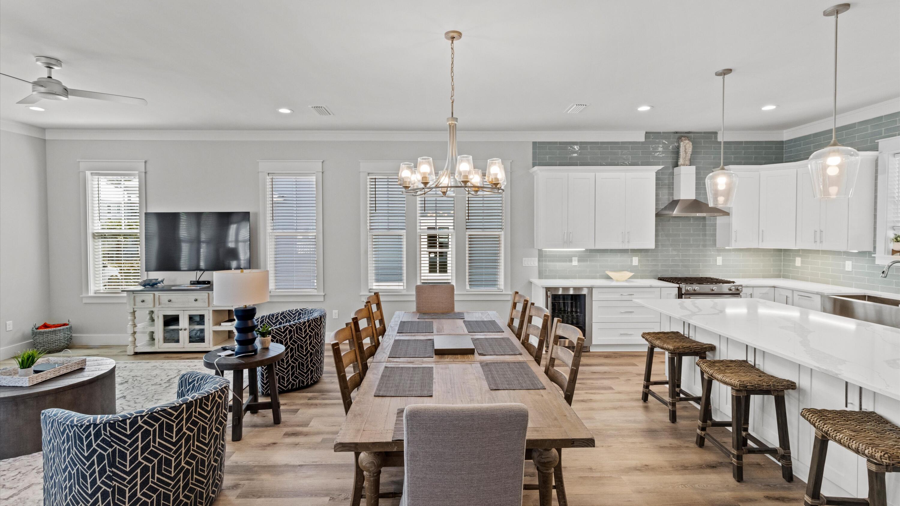 LAKESIDE AT BLUE MOUNTAIN BEACH - Residential Lease